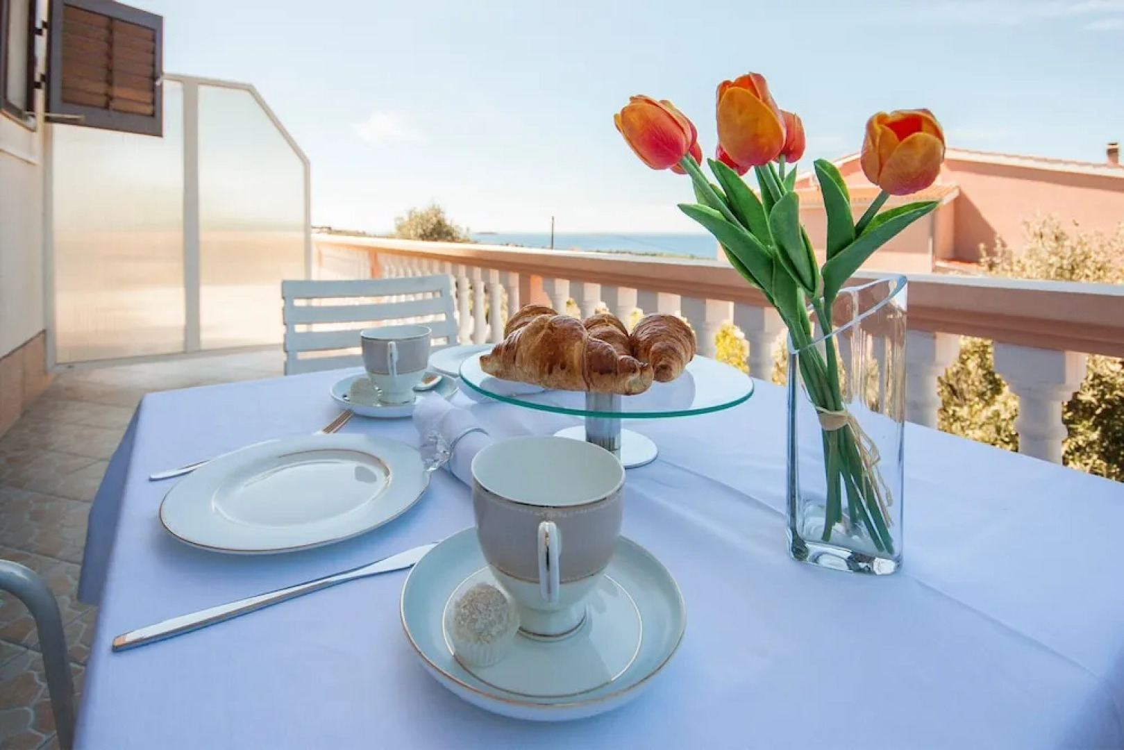 Apartments & Rooms Mikelin