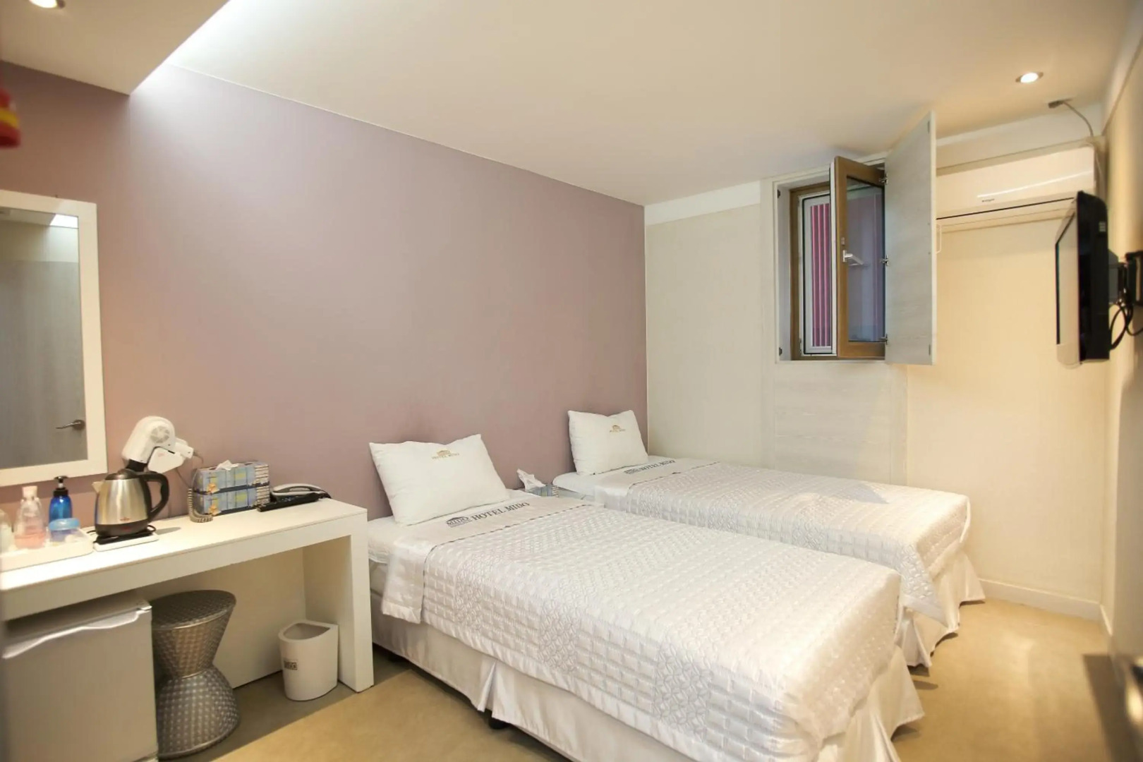 Hotel MIDO Myeongdong