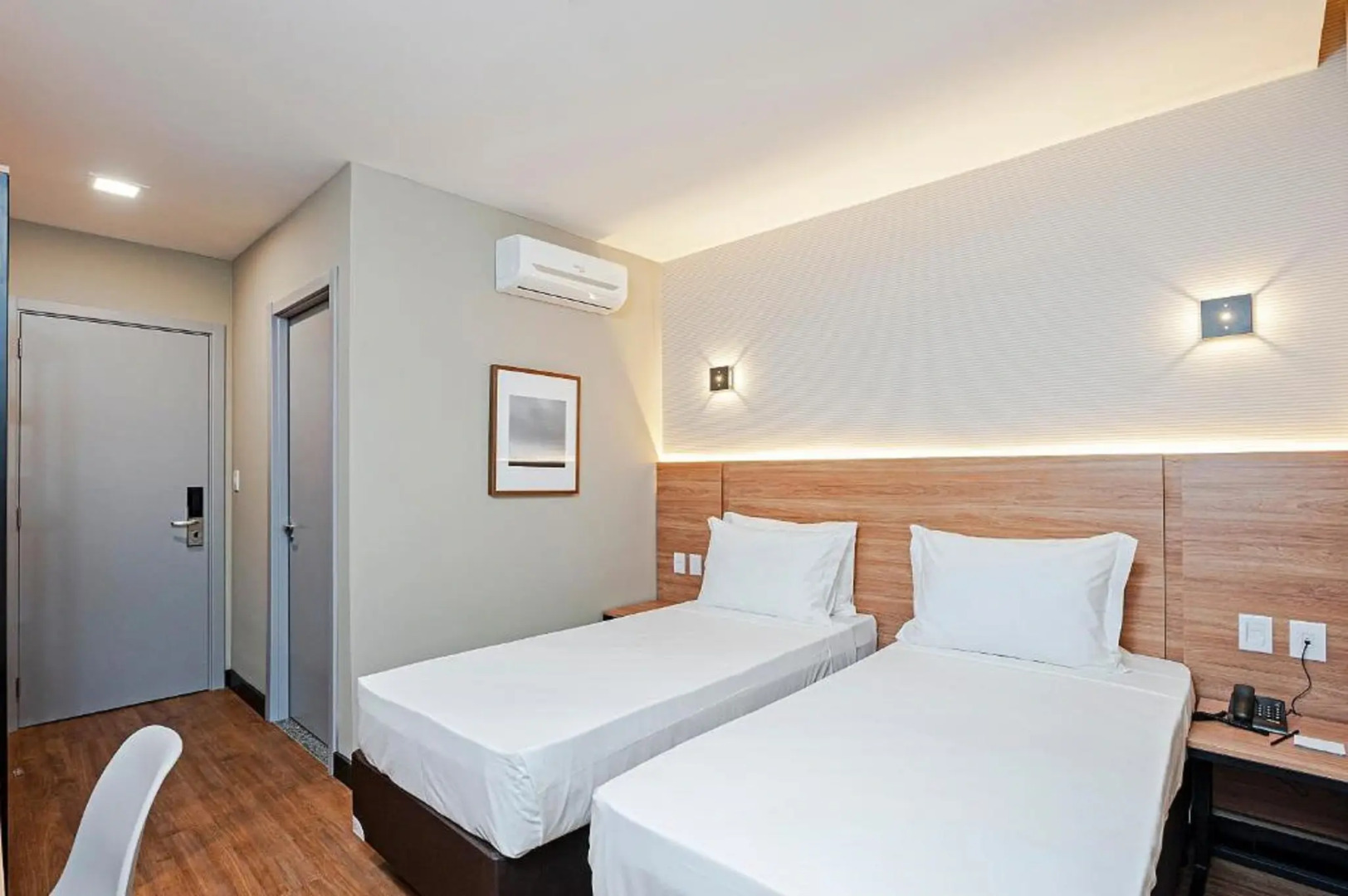 SLAVIERO Curitiba Aeroporto