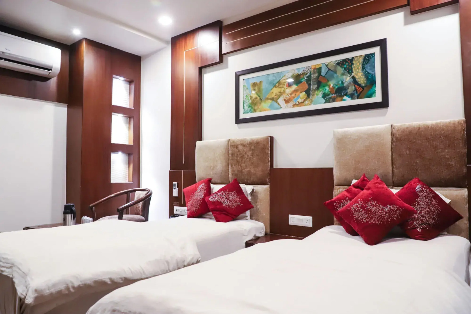 Hotel Vijan Palace Jabalpur