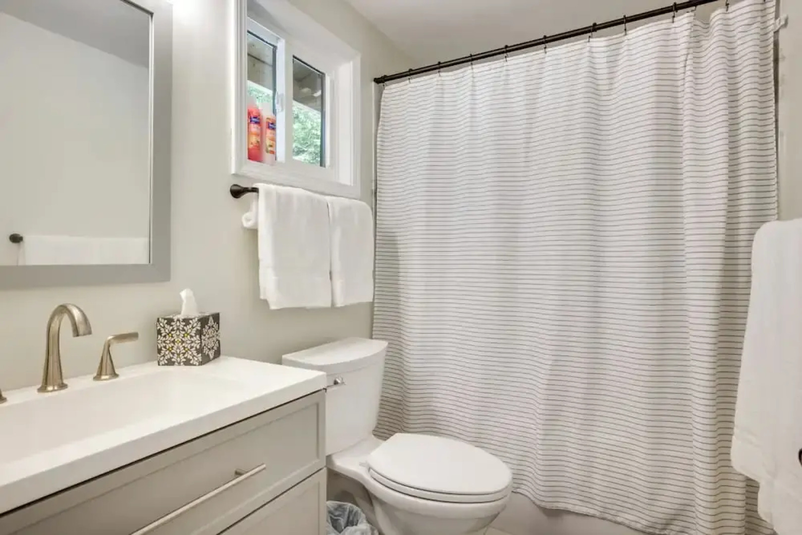 Fire Pit + Private Dock: Ozarks Family Escape!