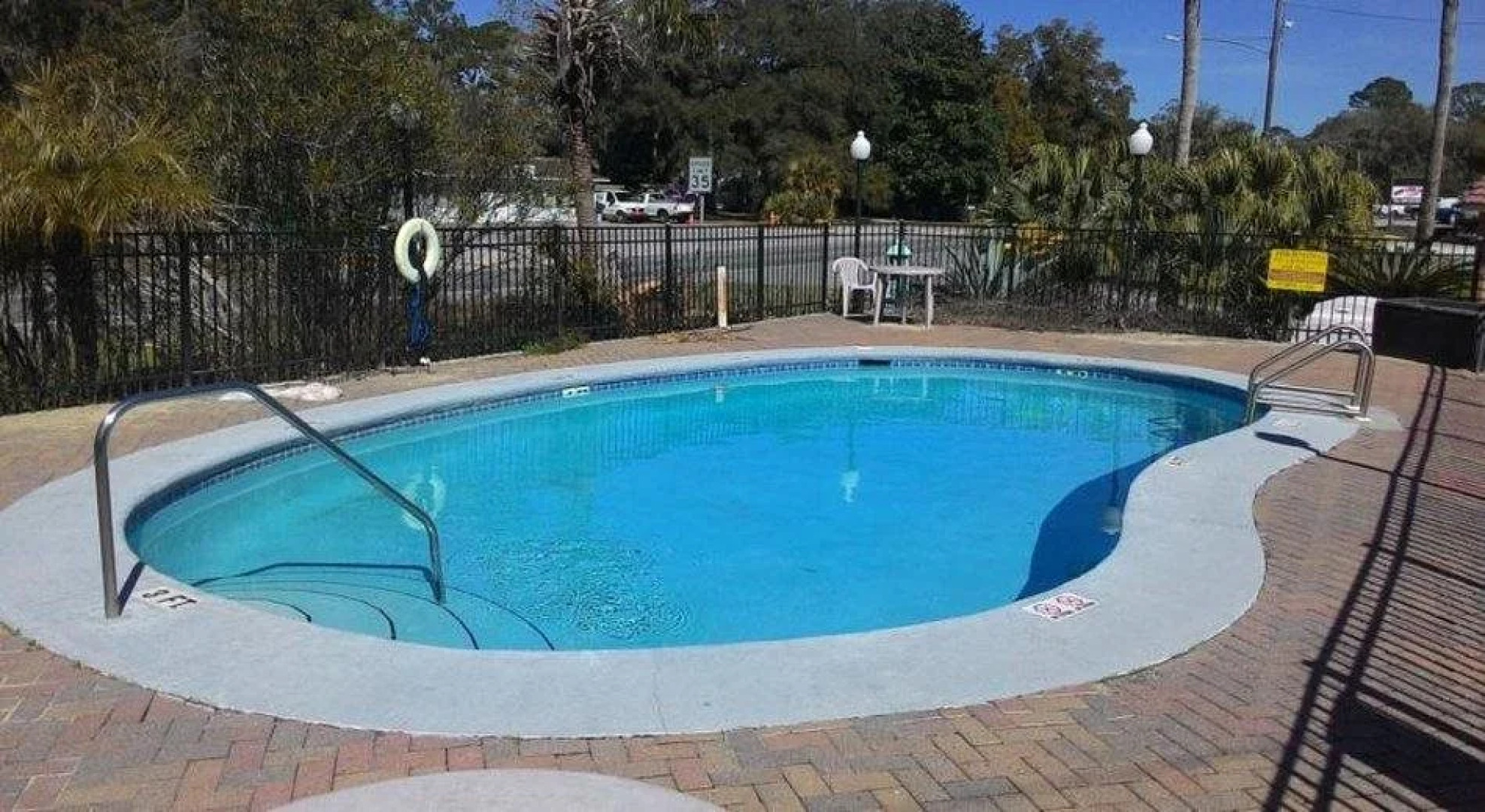 Apalachicola Bay Inn