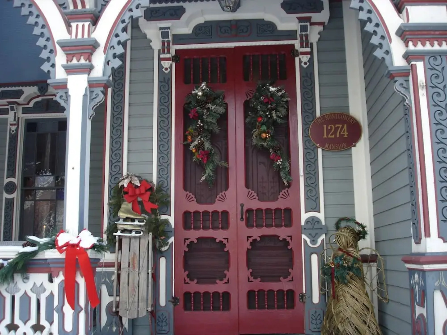 Montgomery Mansion Bed and Breakfast