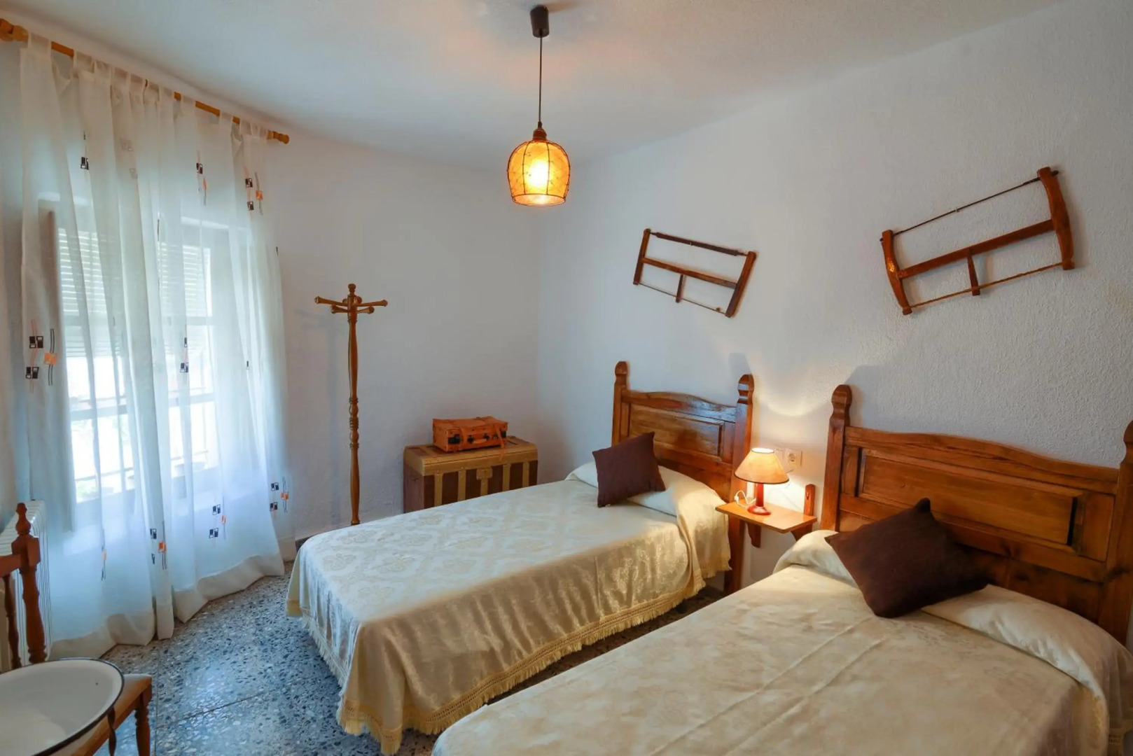 Cueva El Murallon Benamaurel