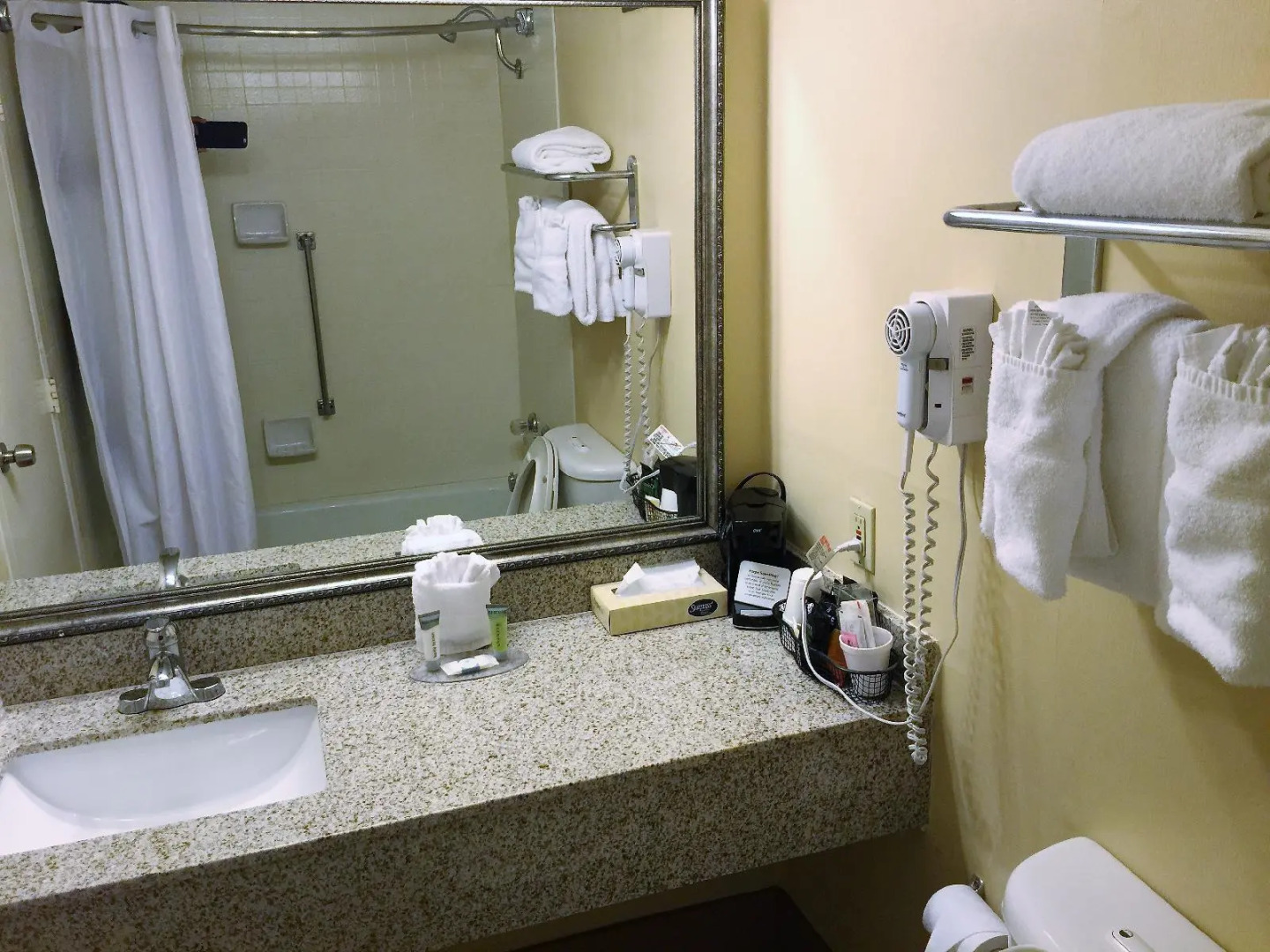 Studio 6 Fort Worth, TX – Downtown East