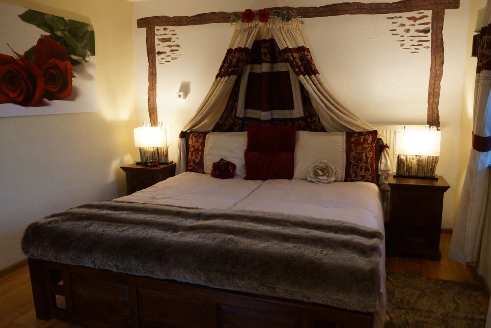 Villa Romantica Large Holiday Home For Up To 12 People, Dogs Welcome