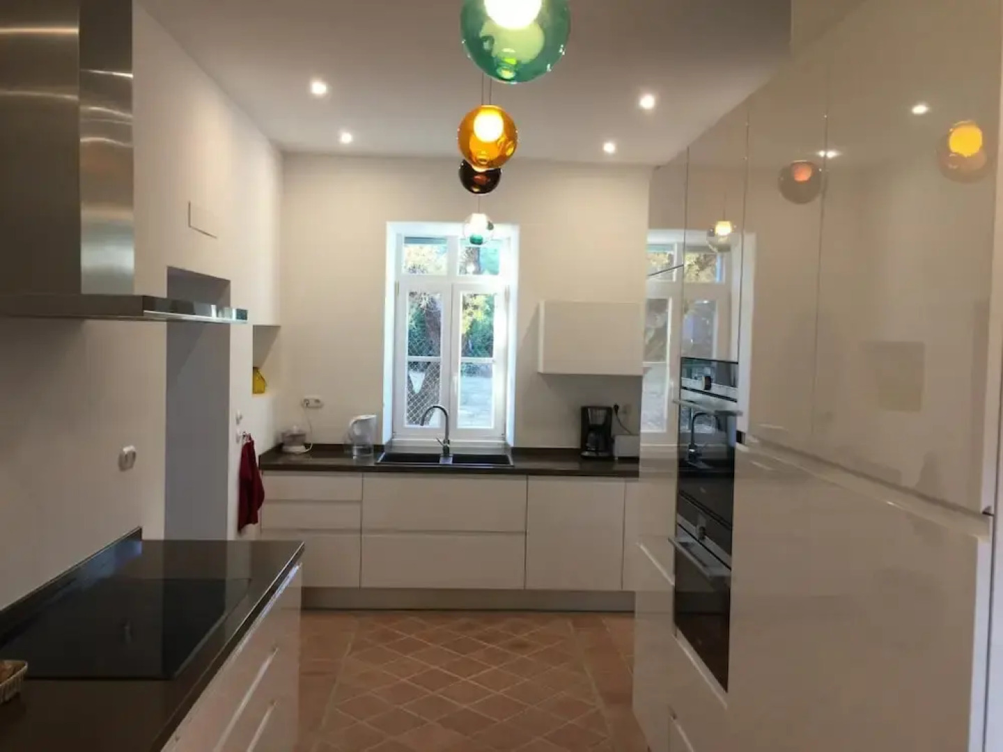 Quinta Amarela XL by Portucasa