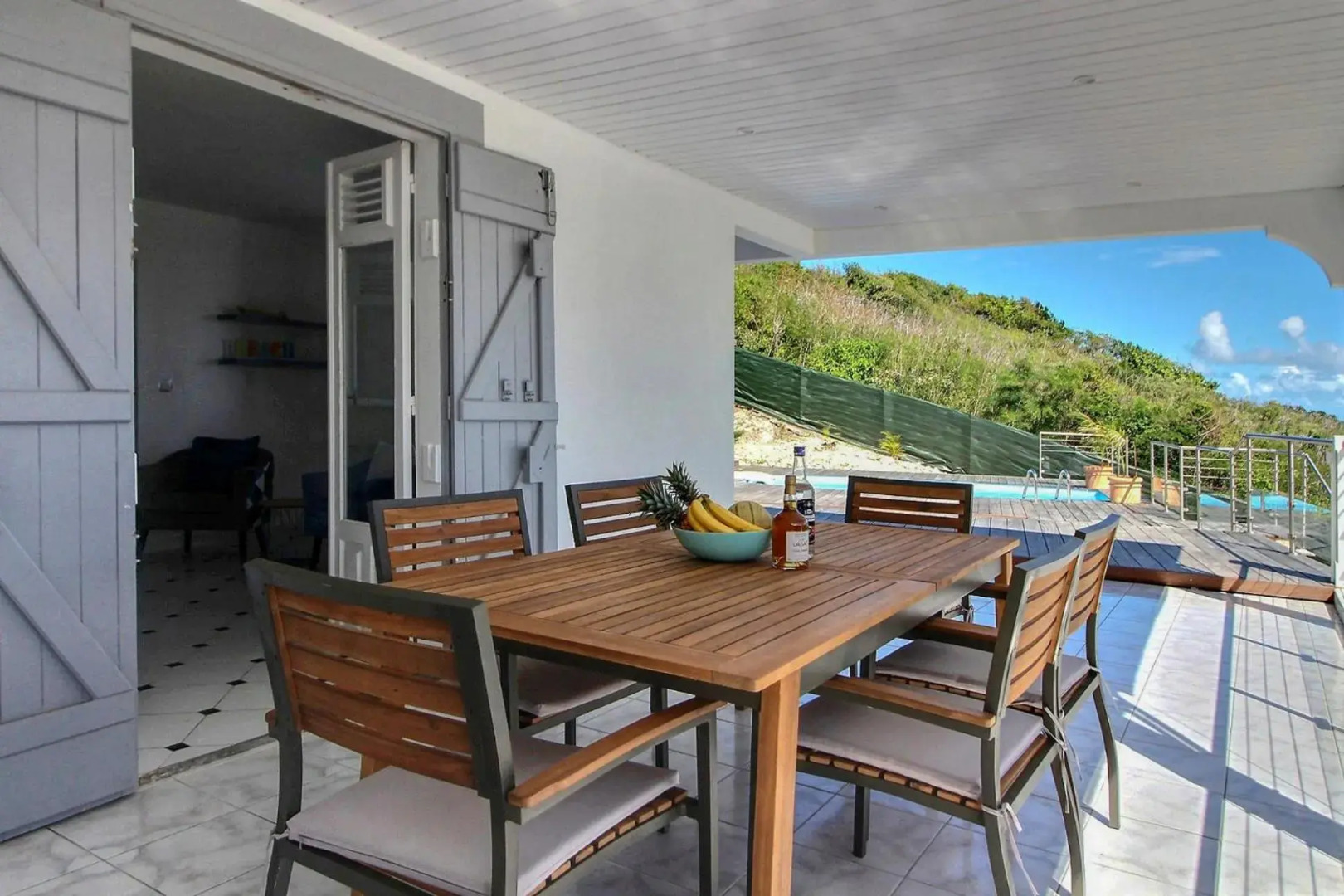 Villa Thomana, piscine, vue mer et plage à 100 m !