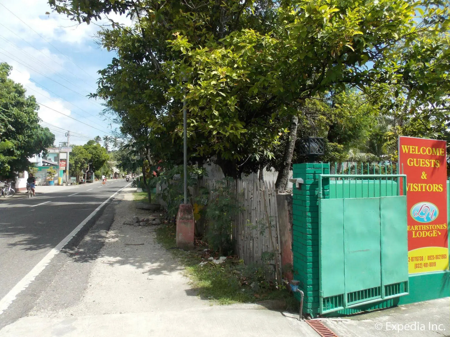 L&M Hearthstones Lodge