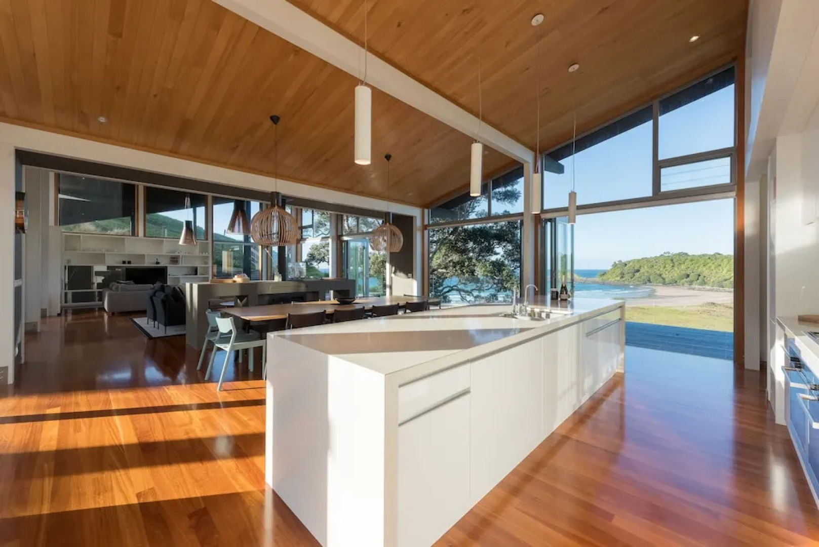 Otaha Beachfront Lodge by Touch of Spice