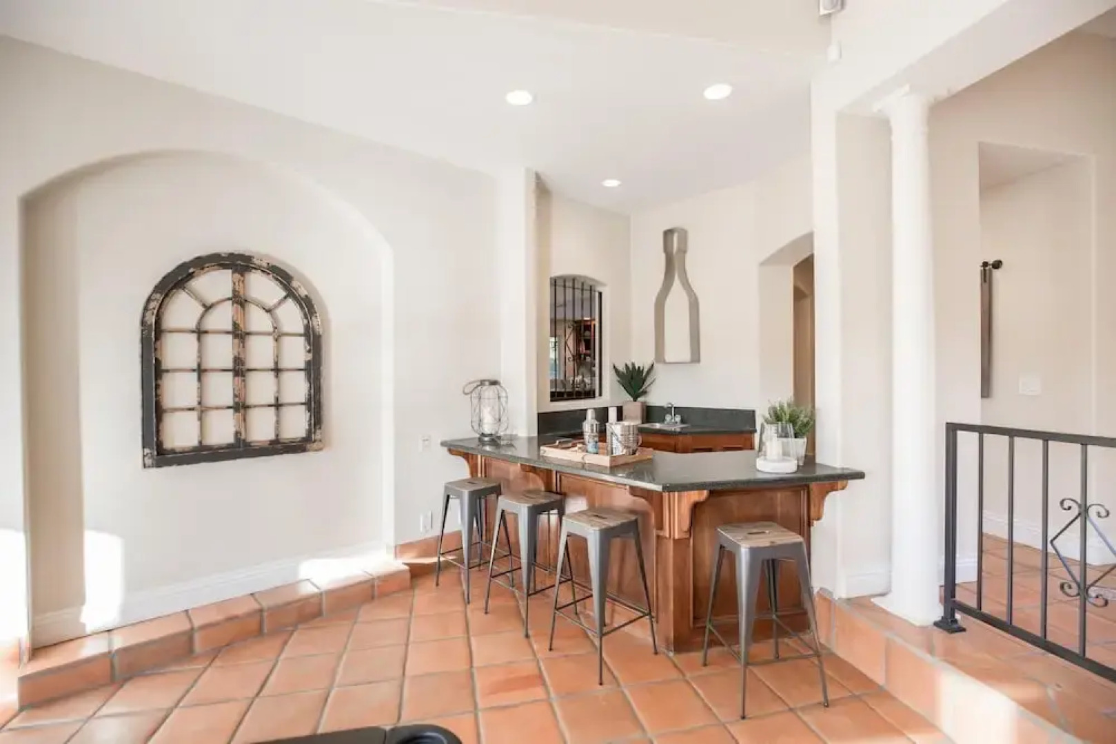 Grapevine by AvantStay | Secluded Villa | 4 Acres of Vineyards & Avo Groves!