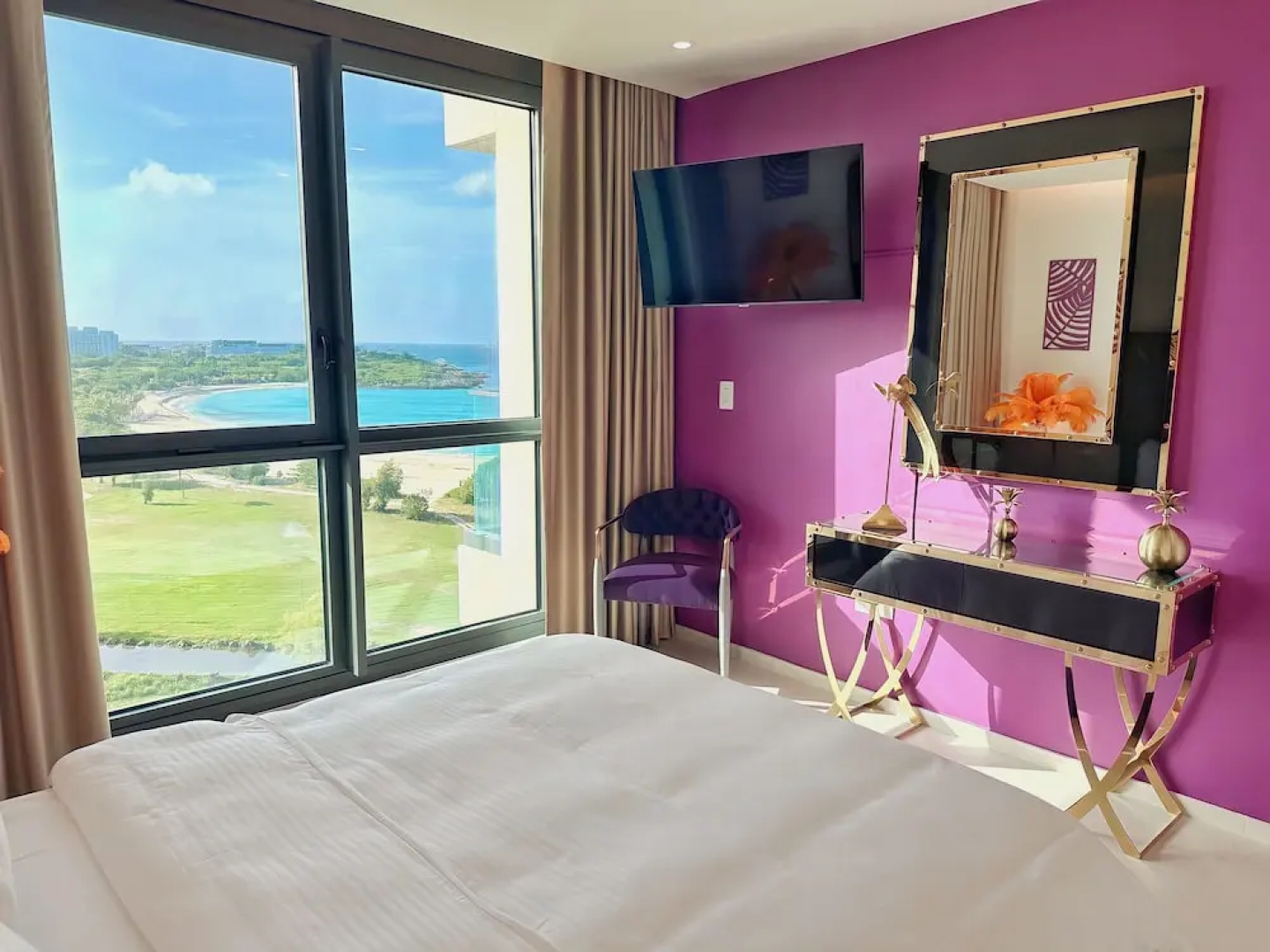 Mullet Bay Suites: Your Luxury Stay Awaits