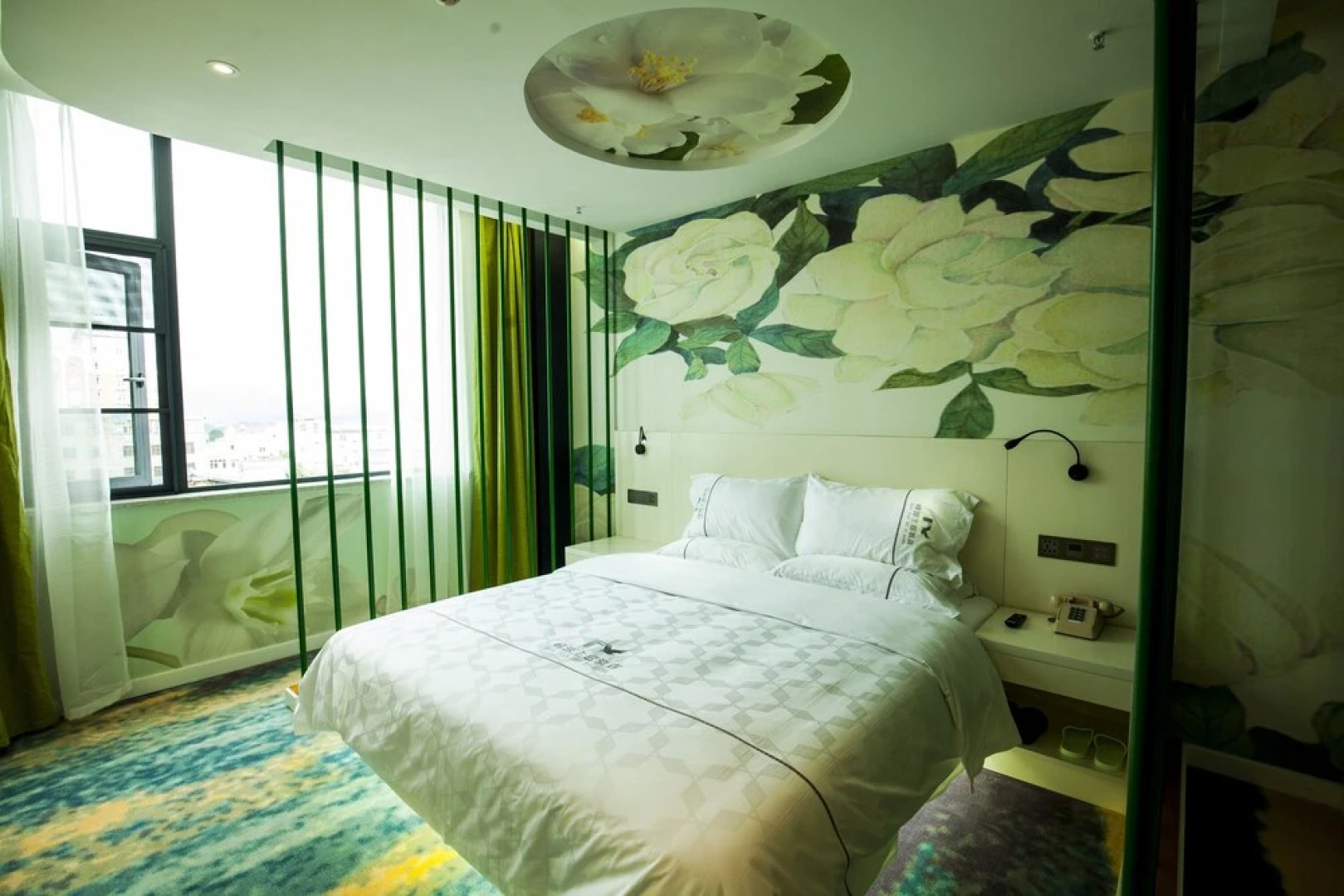 Fun-loving Theme Hotel of Tengchong