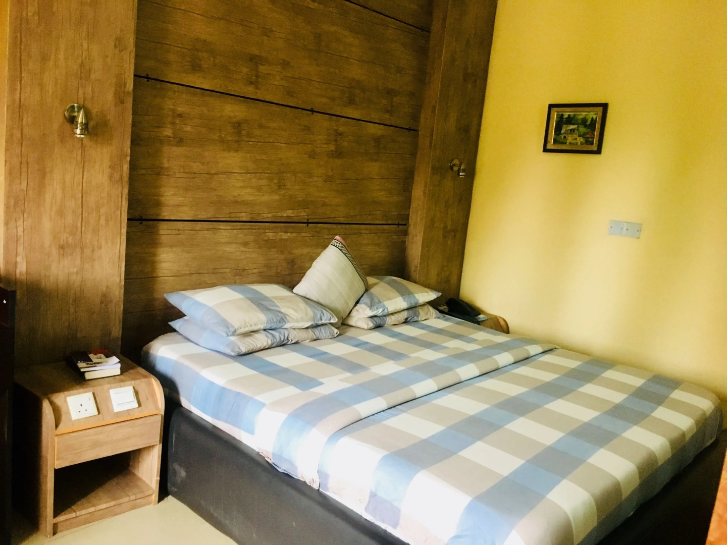 Duoban Hotel & Suite