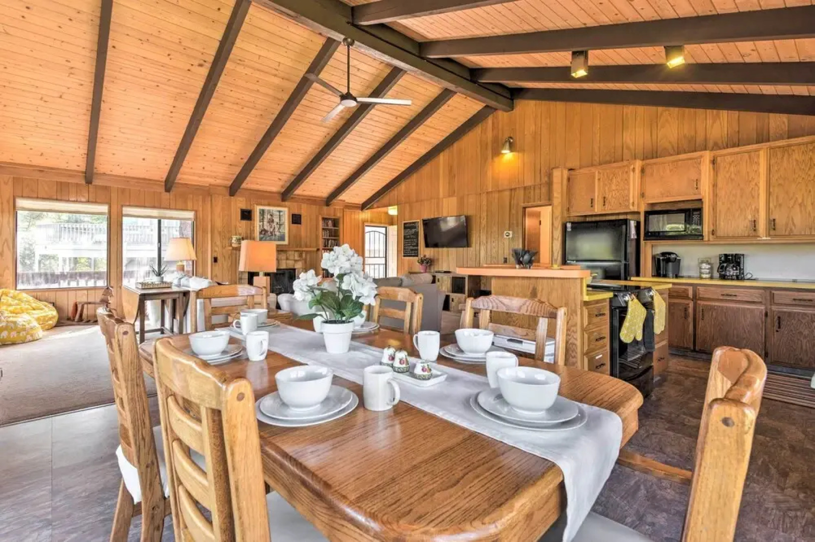 Calm Groveland Cabin - Near Pine Mountain Lake!