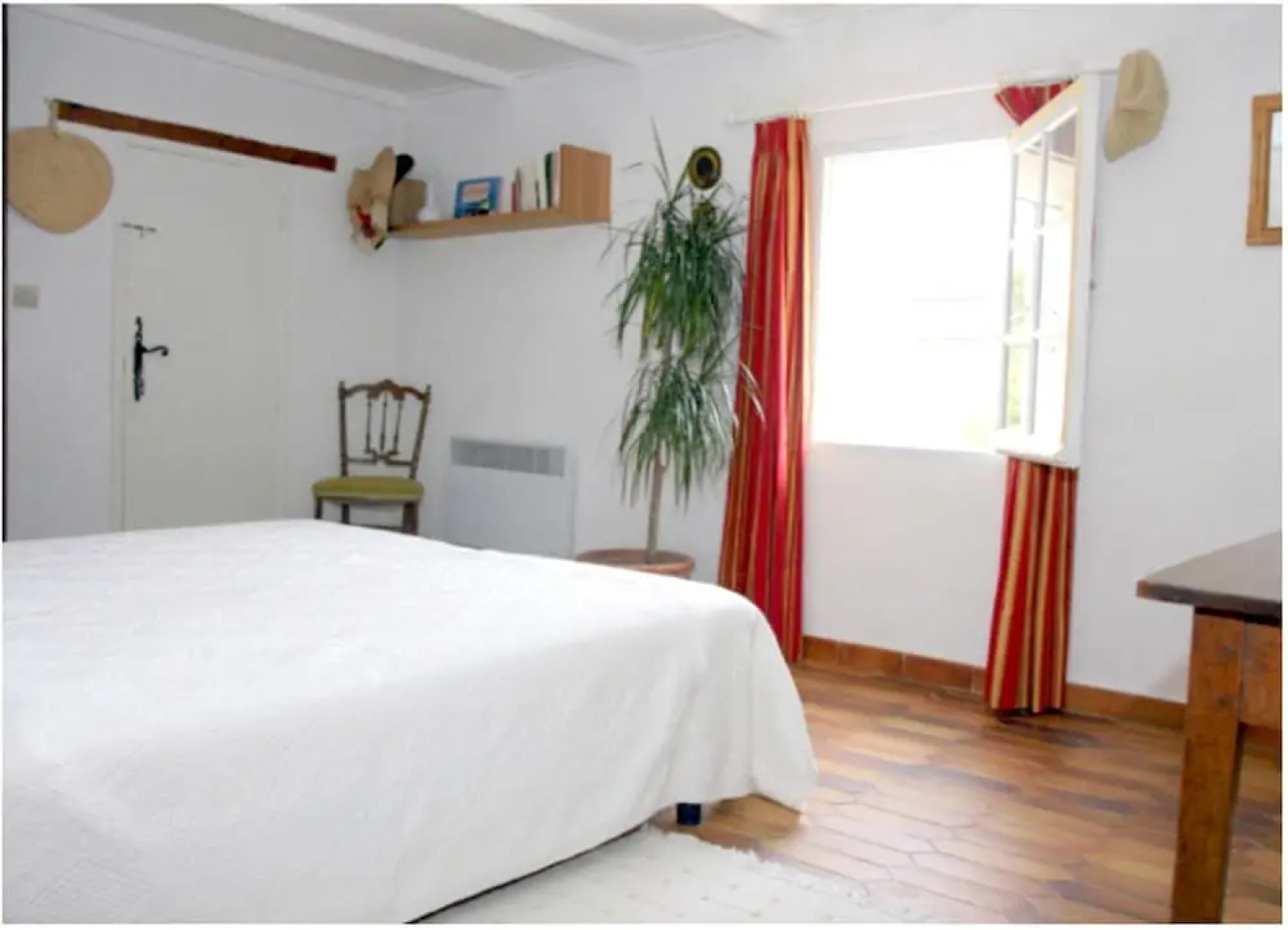 House With 4 Bedrooms in Évenos, With Wonderful Mountain View, Private