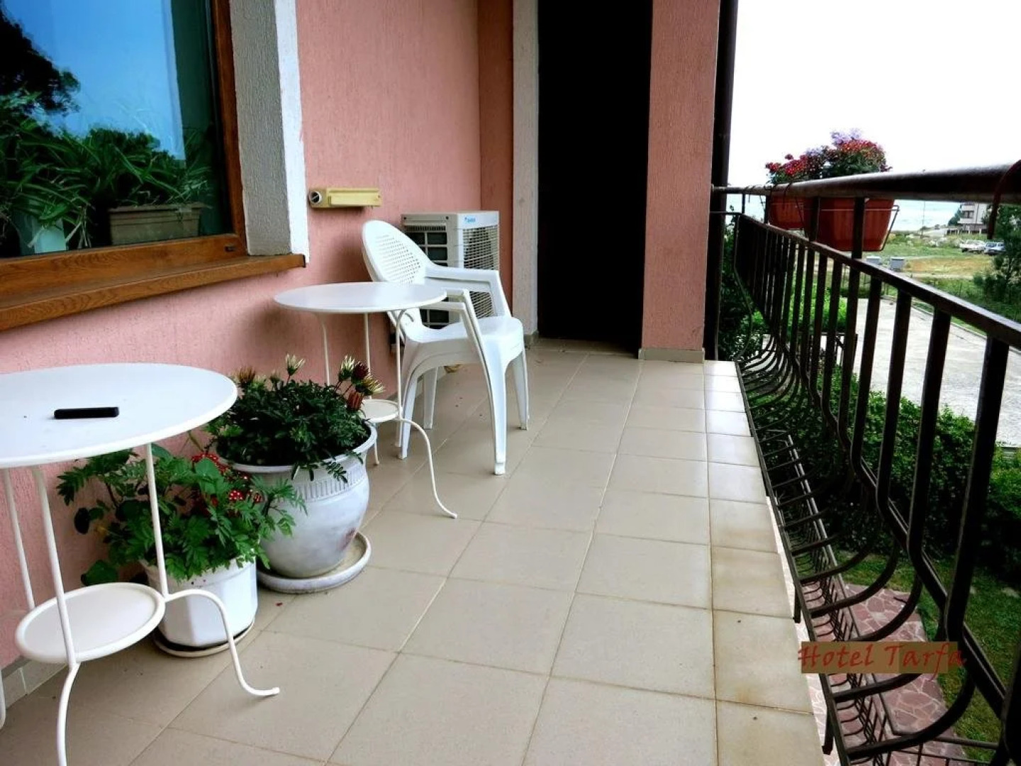 Hotel Tarfa / Hotel Tarfa