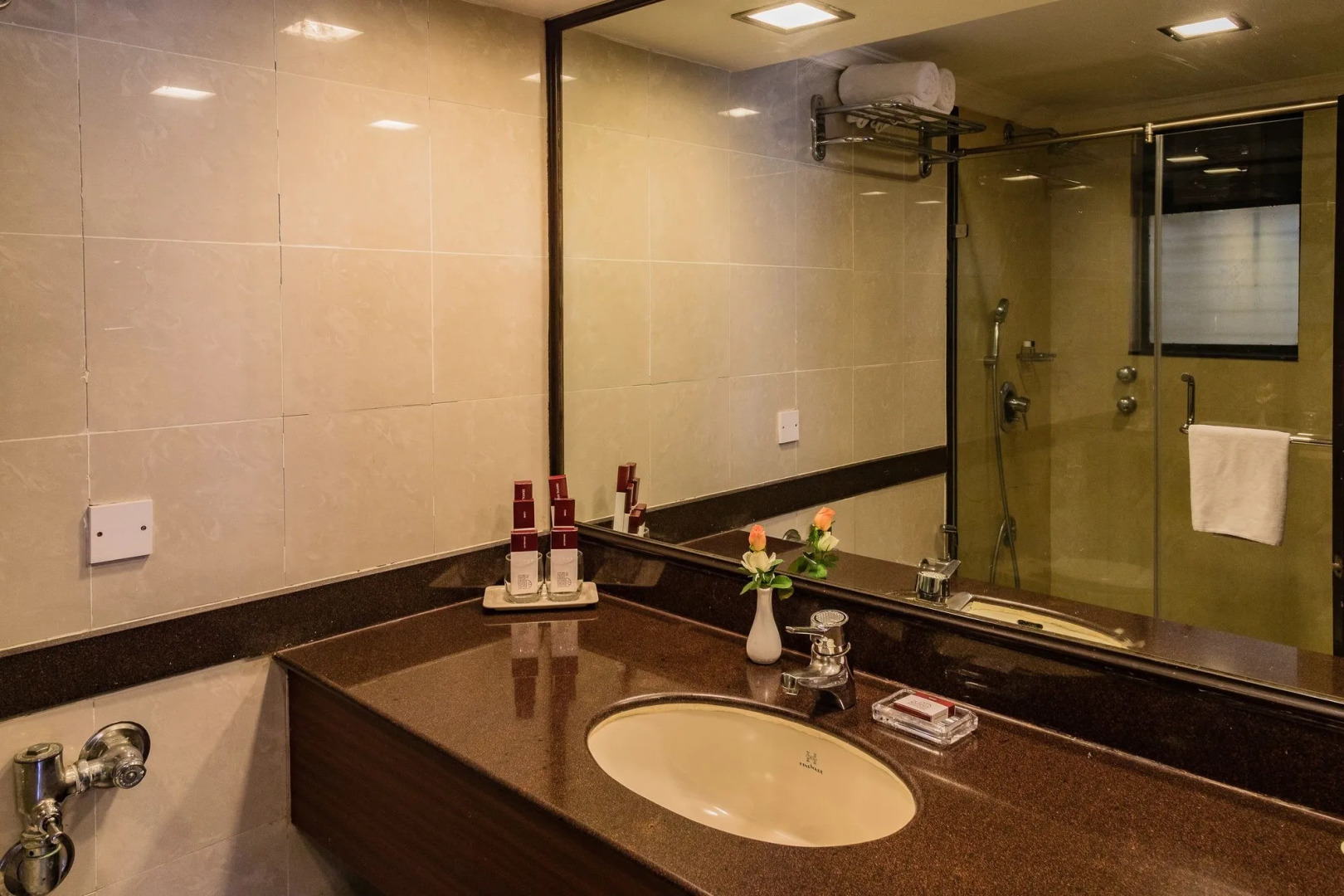 The Residence Hotel and Apartment