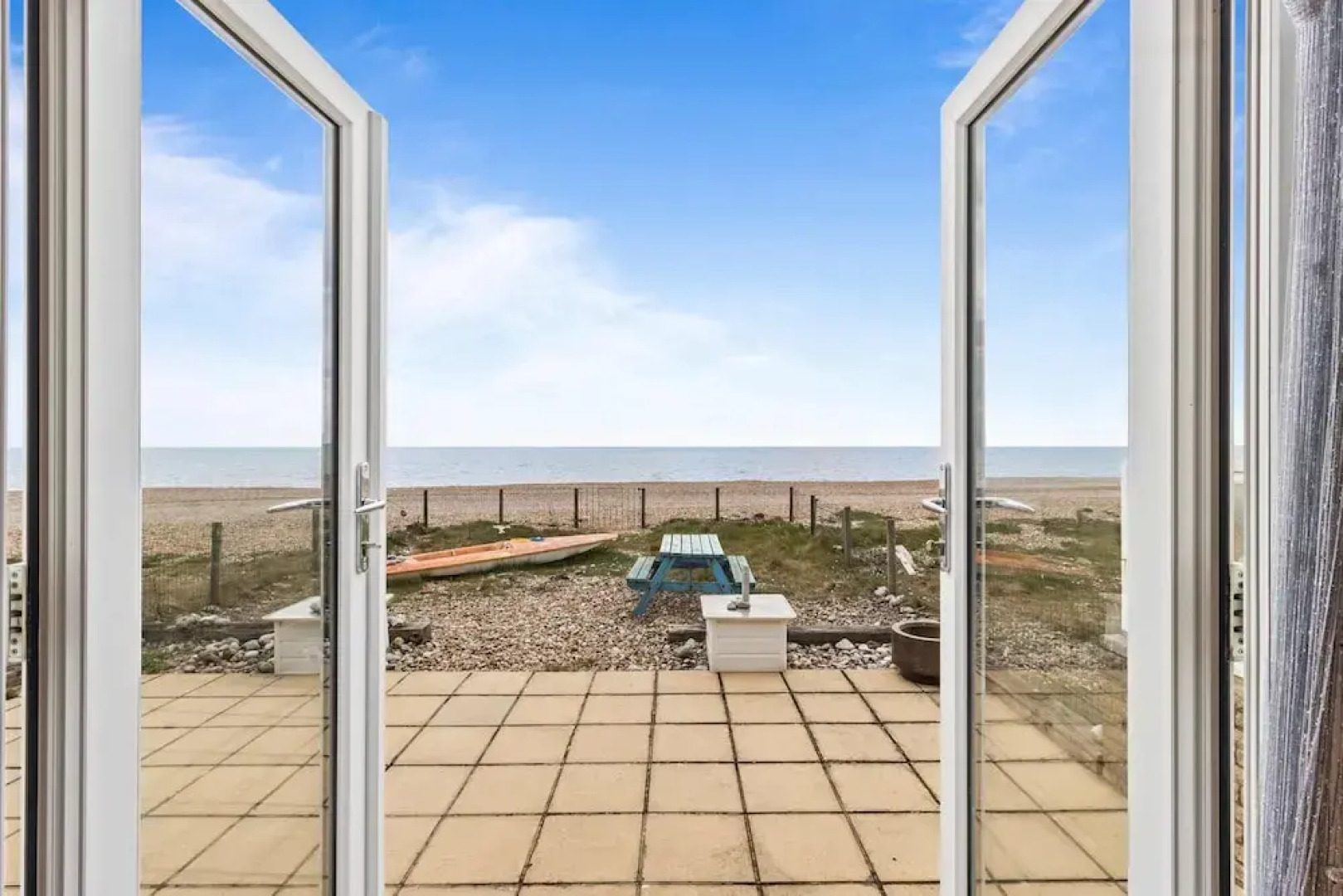 The Coastal Crab - Family-friendly Three-bed Beach House in Pevensey