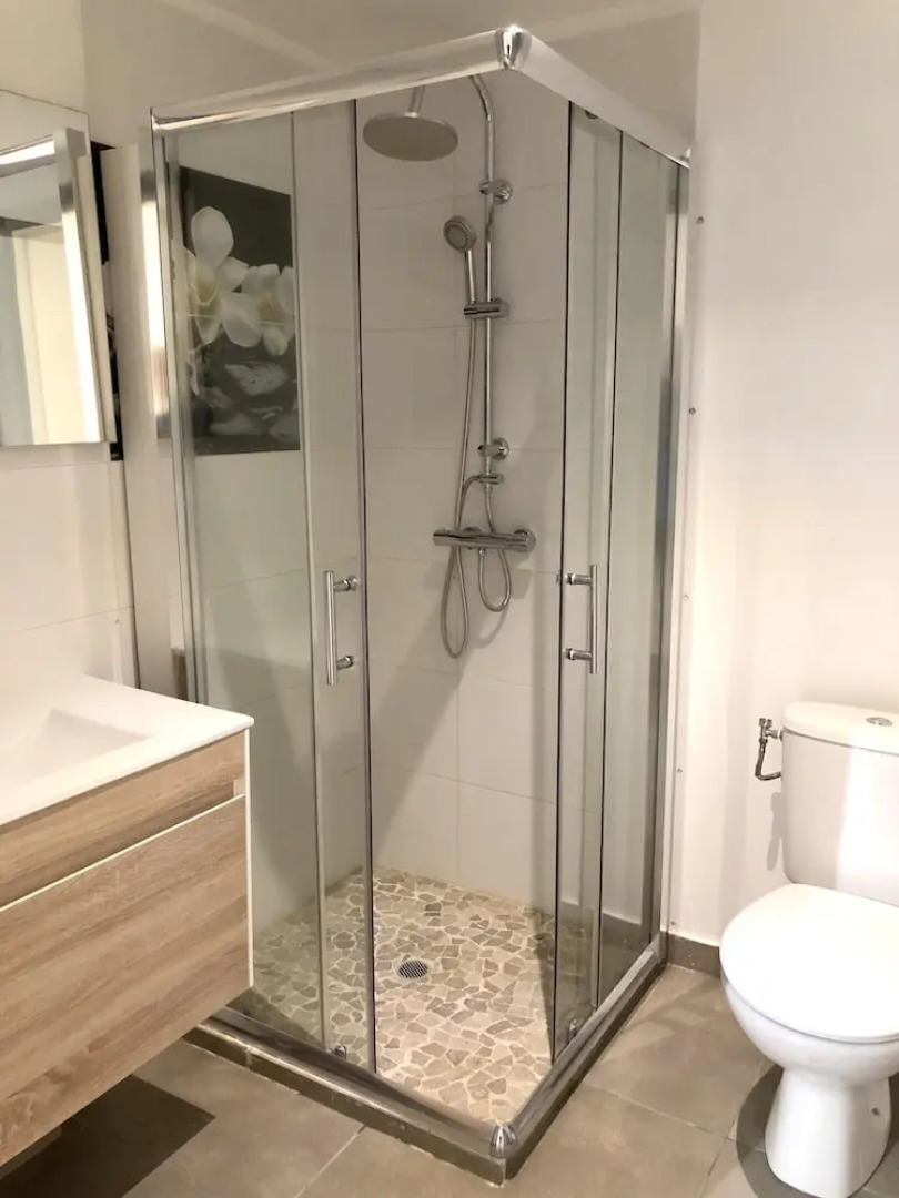 House With 2 Bedrooms in La Trinité, With Wonderful sea View, Private