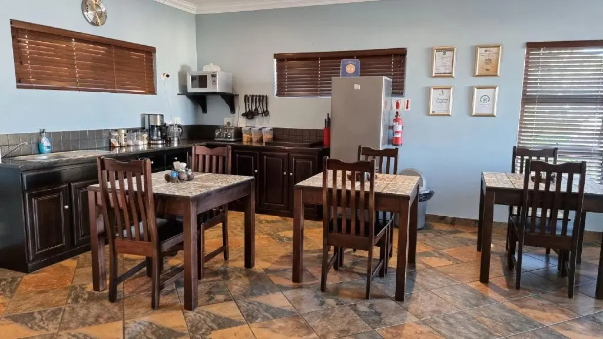 Crooked Tree Cottage