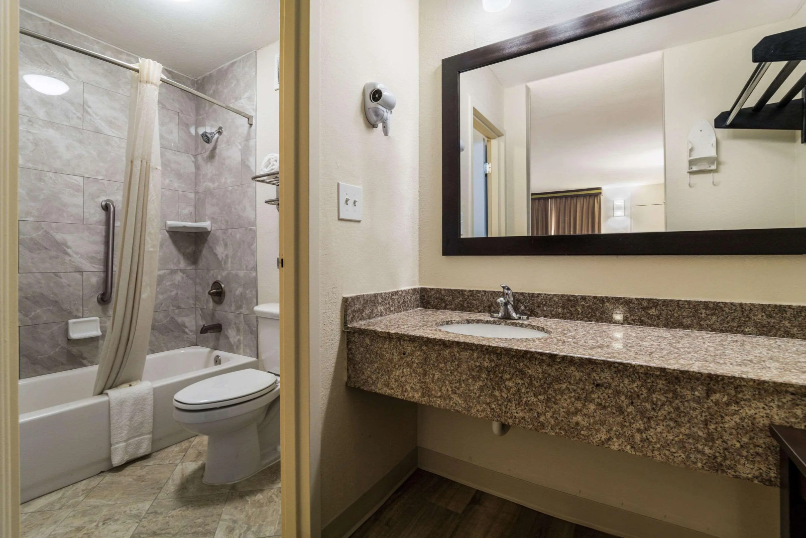 Quality Inn Coliseum