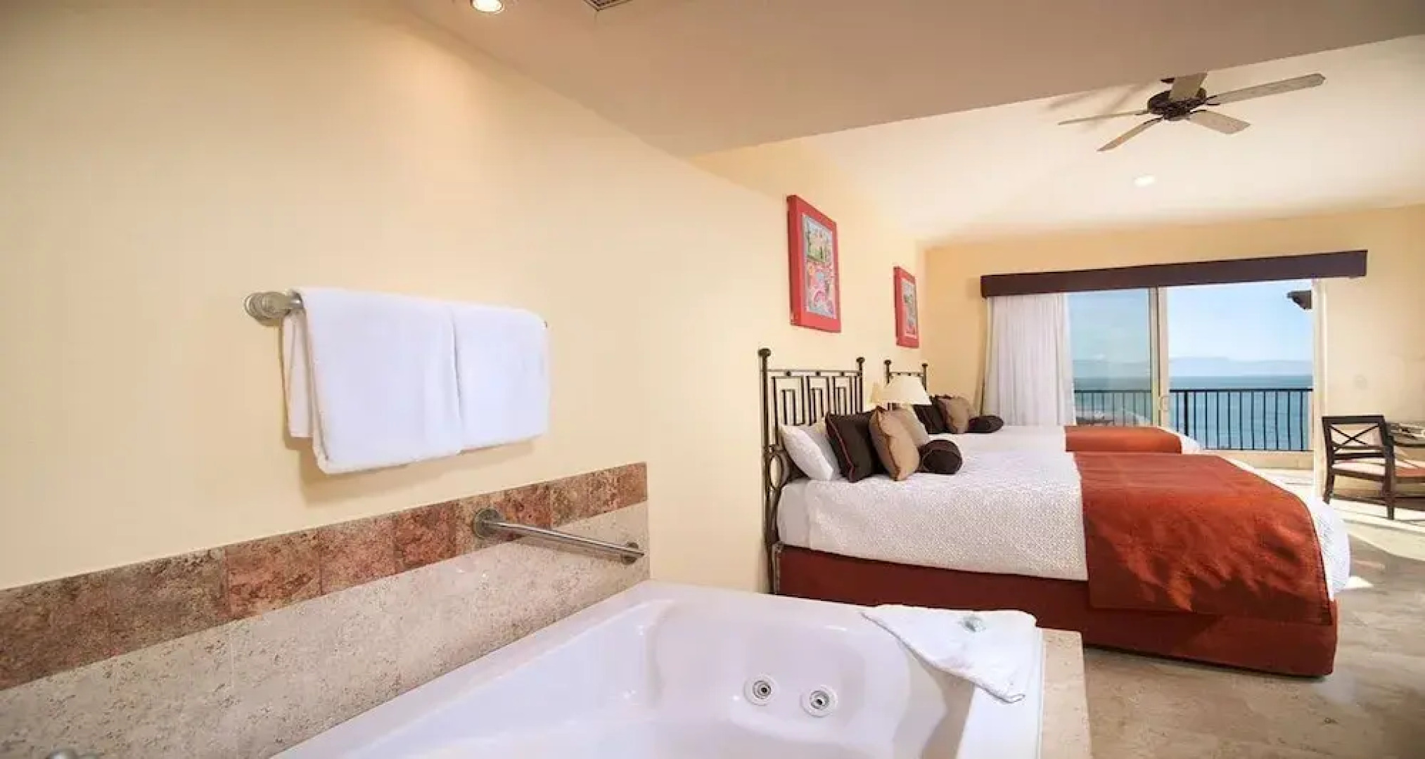 Luxury Suite at Villa del Palmar