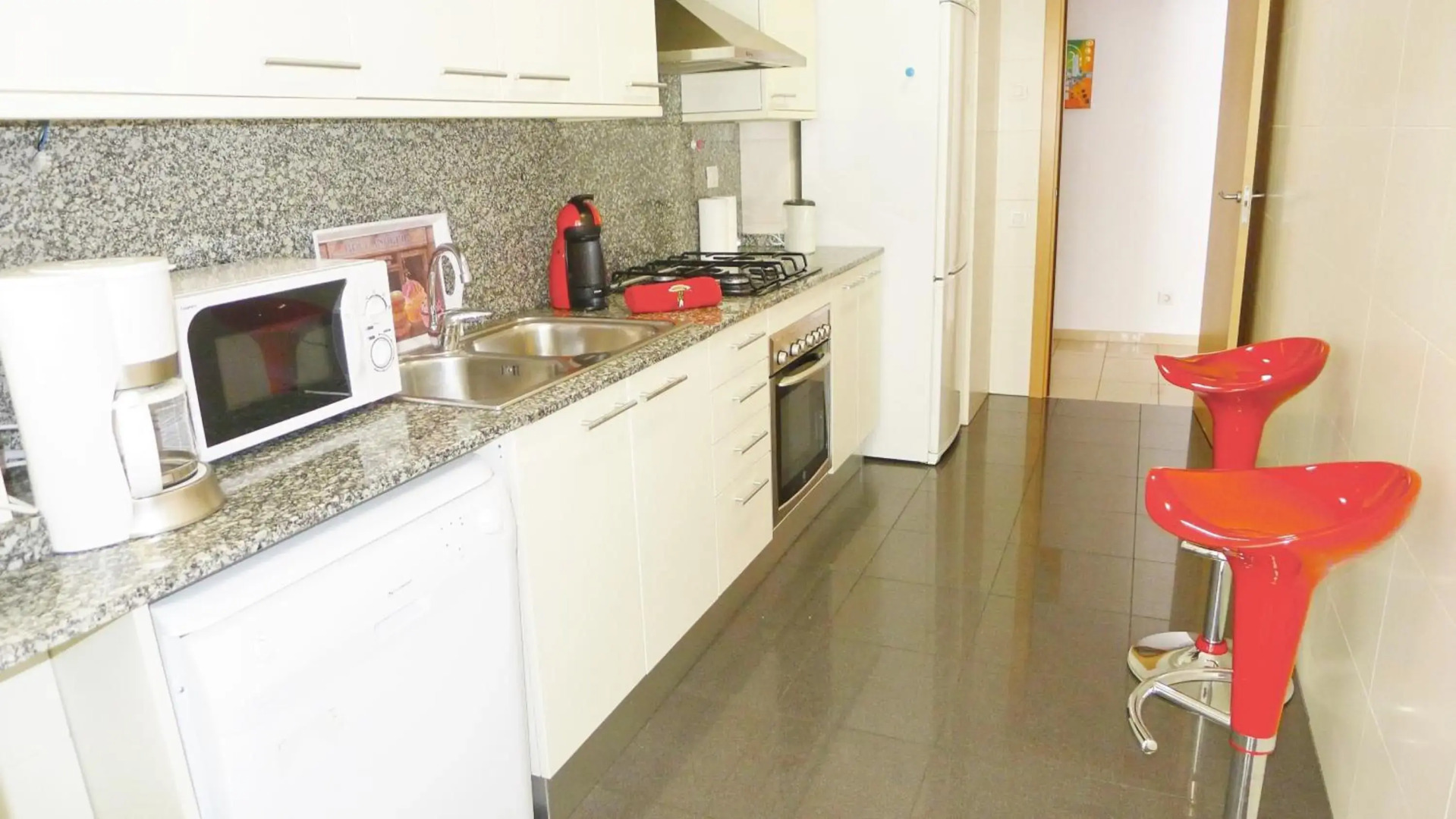 ALEXANDRA´s BEACH-PORT