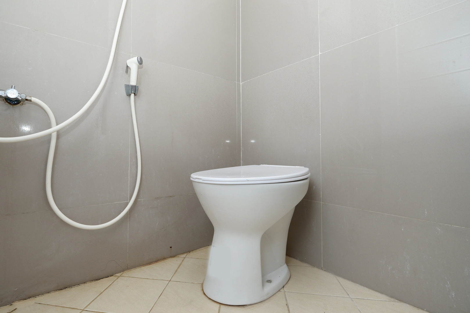 SPOT ON 2027 Putri Guest House Syariah