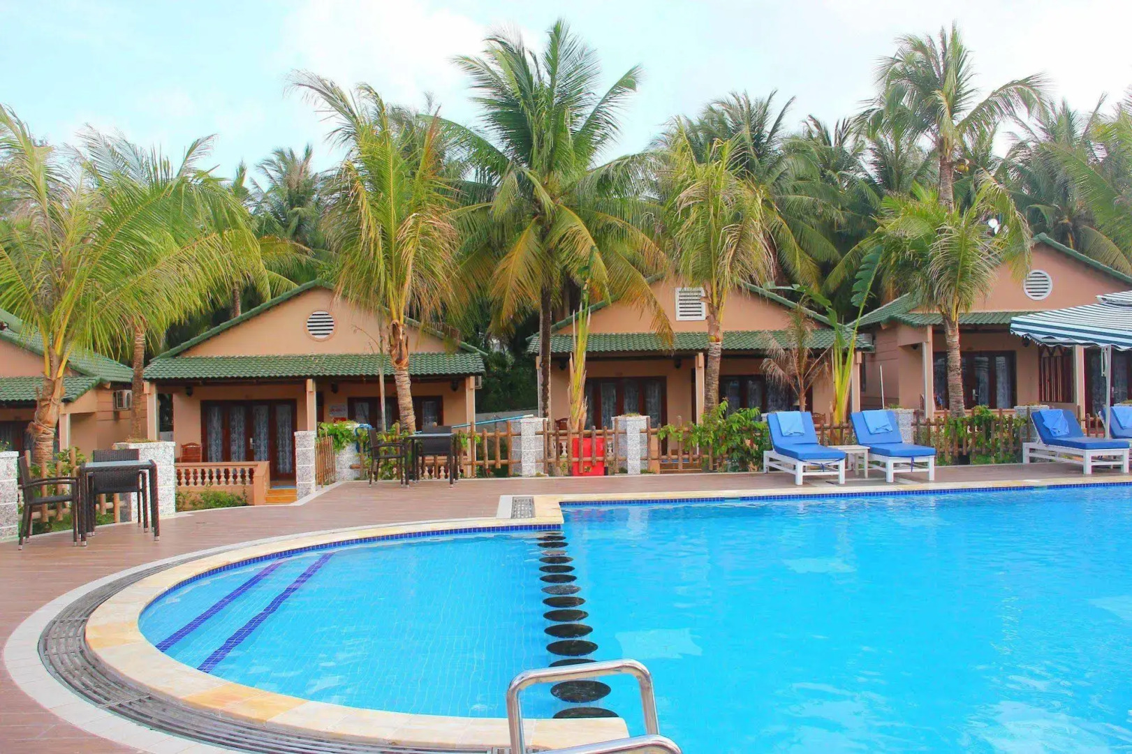 Phu Van Resort & Spa