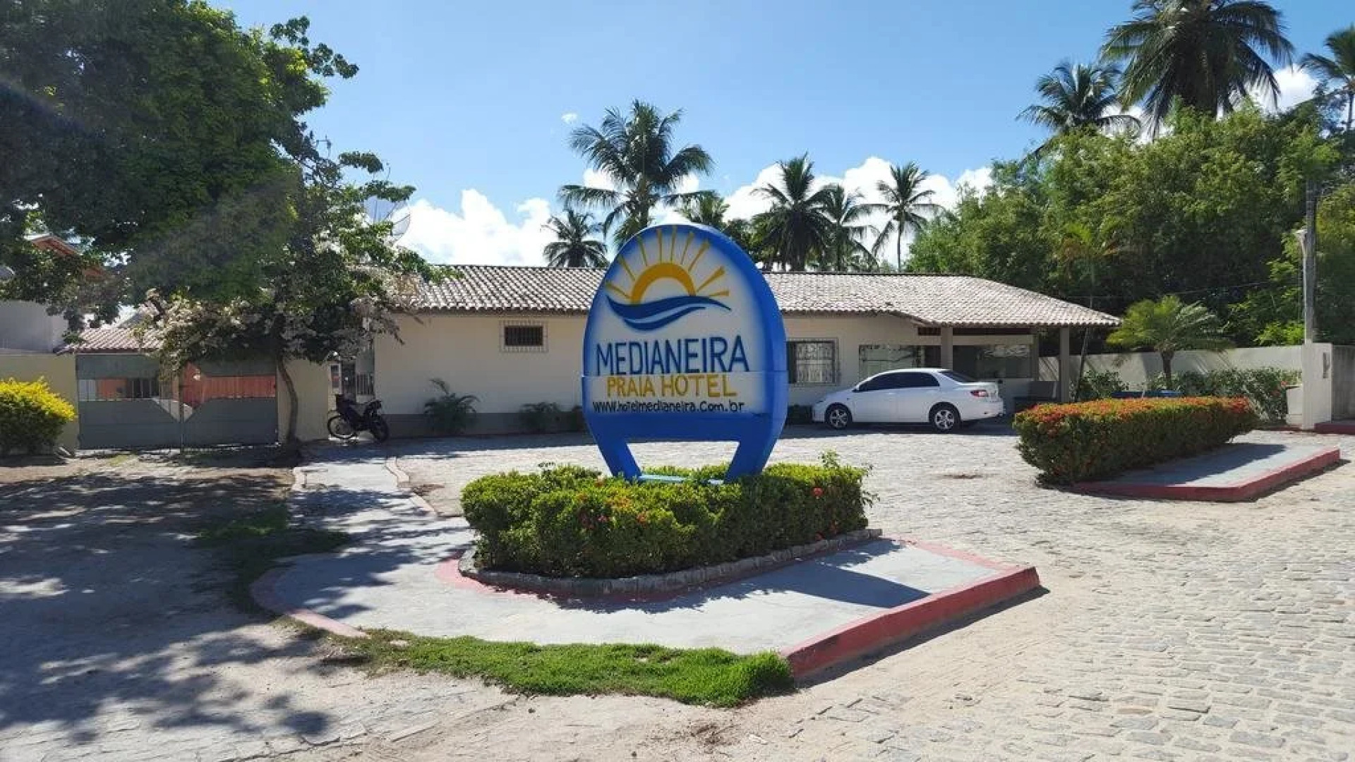 Florida Inn Praia Hotel