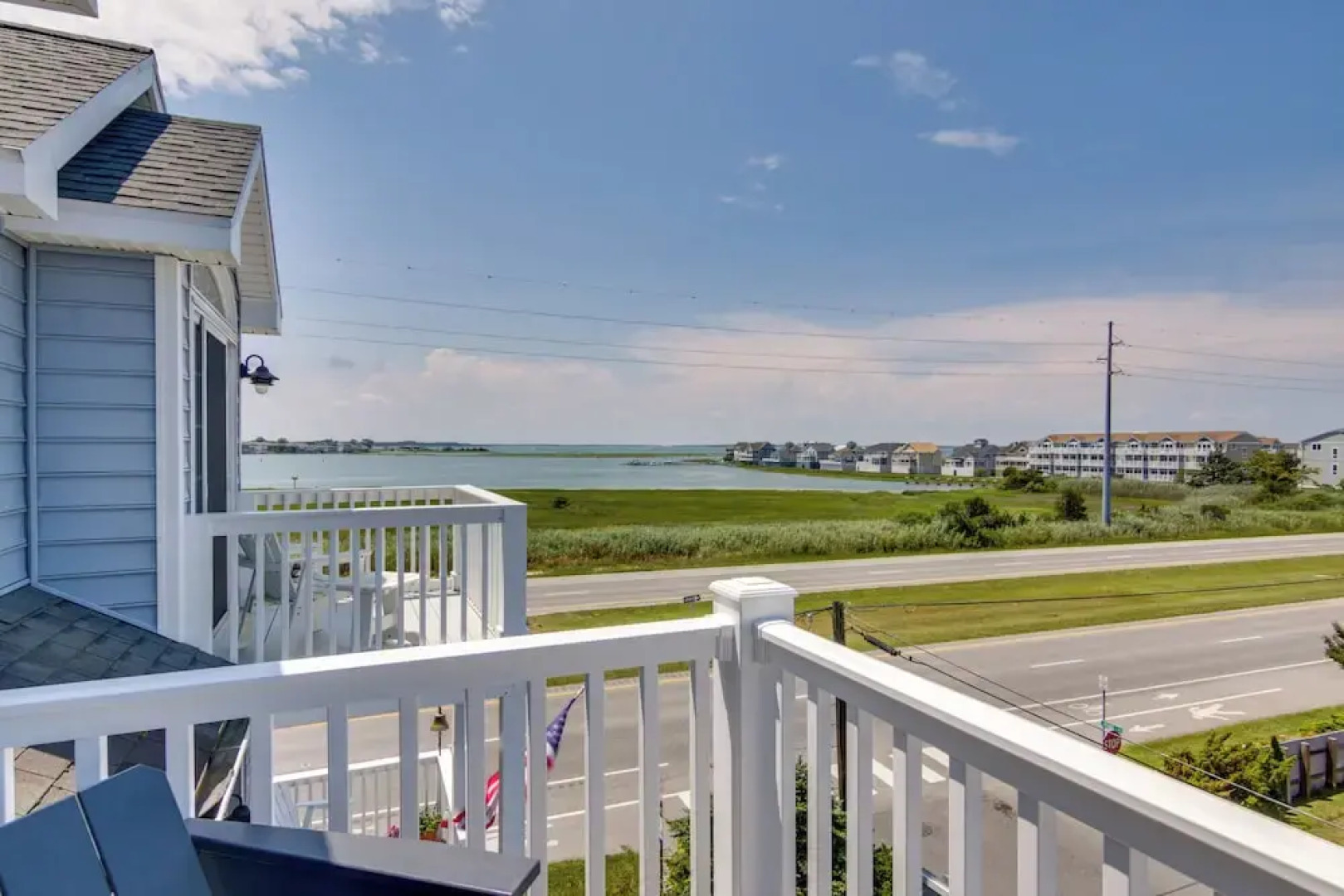 Bay-view Retreat w/ 5 Balconies in Bethany Beach!
