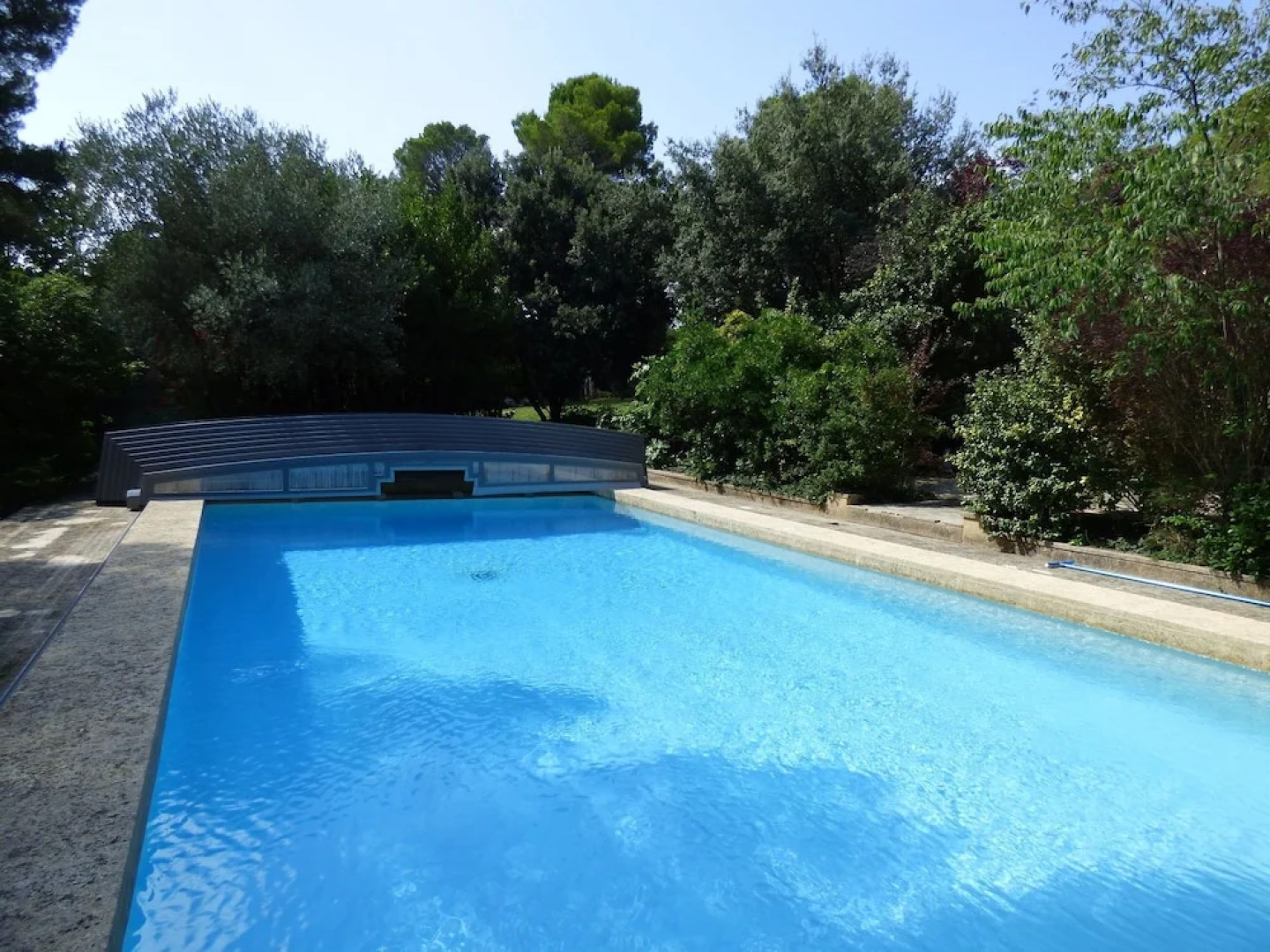 Modern villa in South of France with Swimming Pool