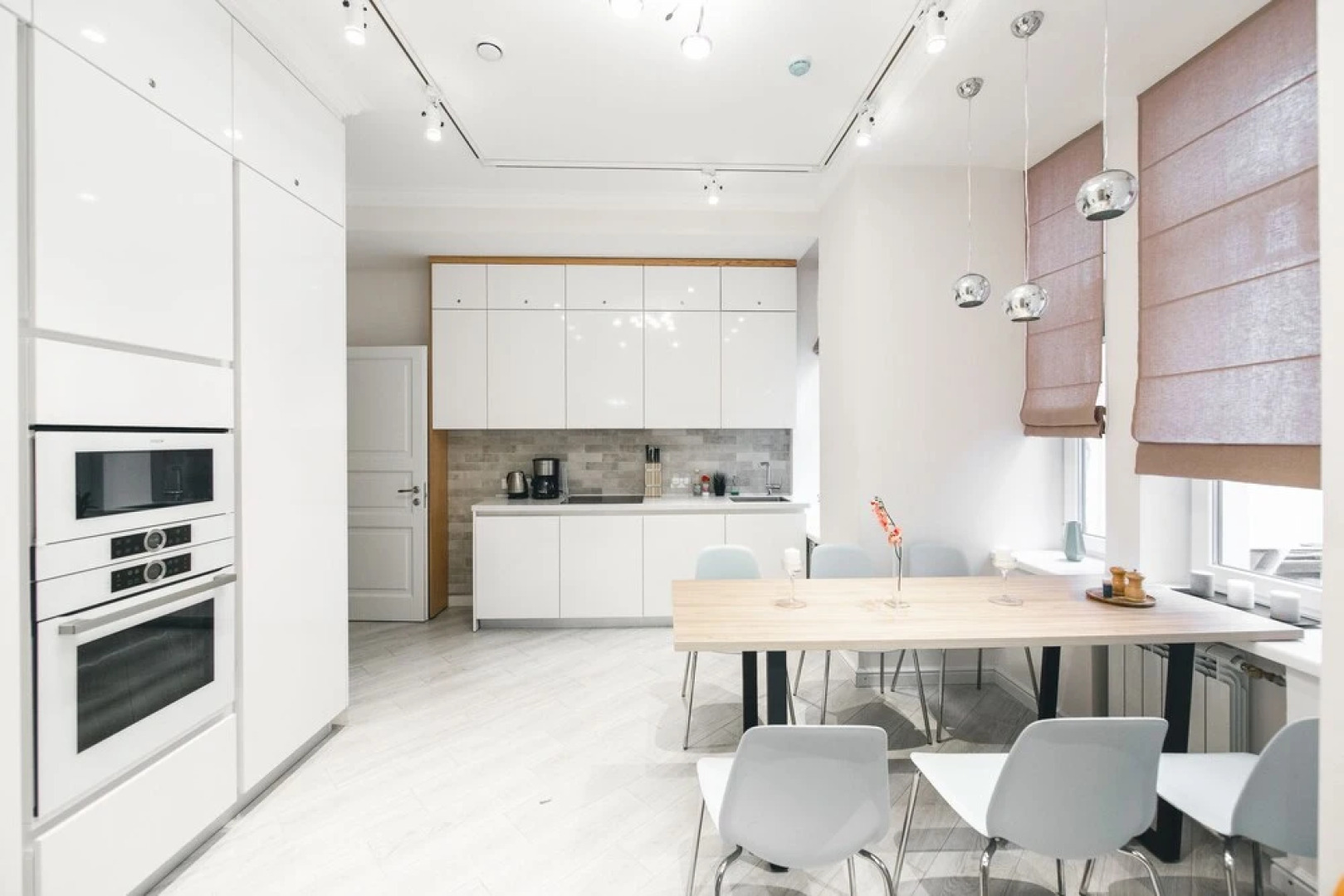 Safe Haven Nevsky 95 - Hostel