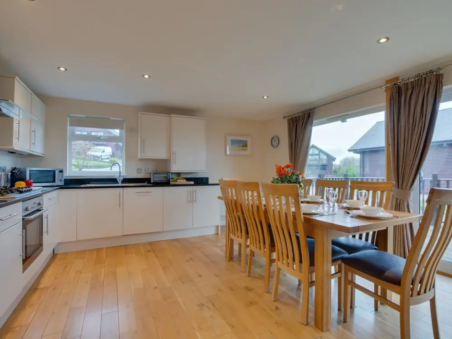Comfy Holiday Home in Saint Columb With Garden