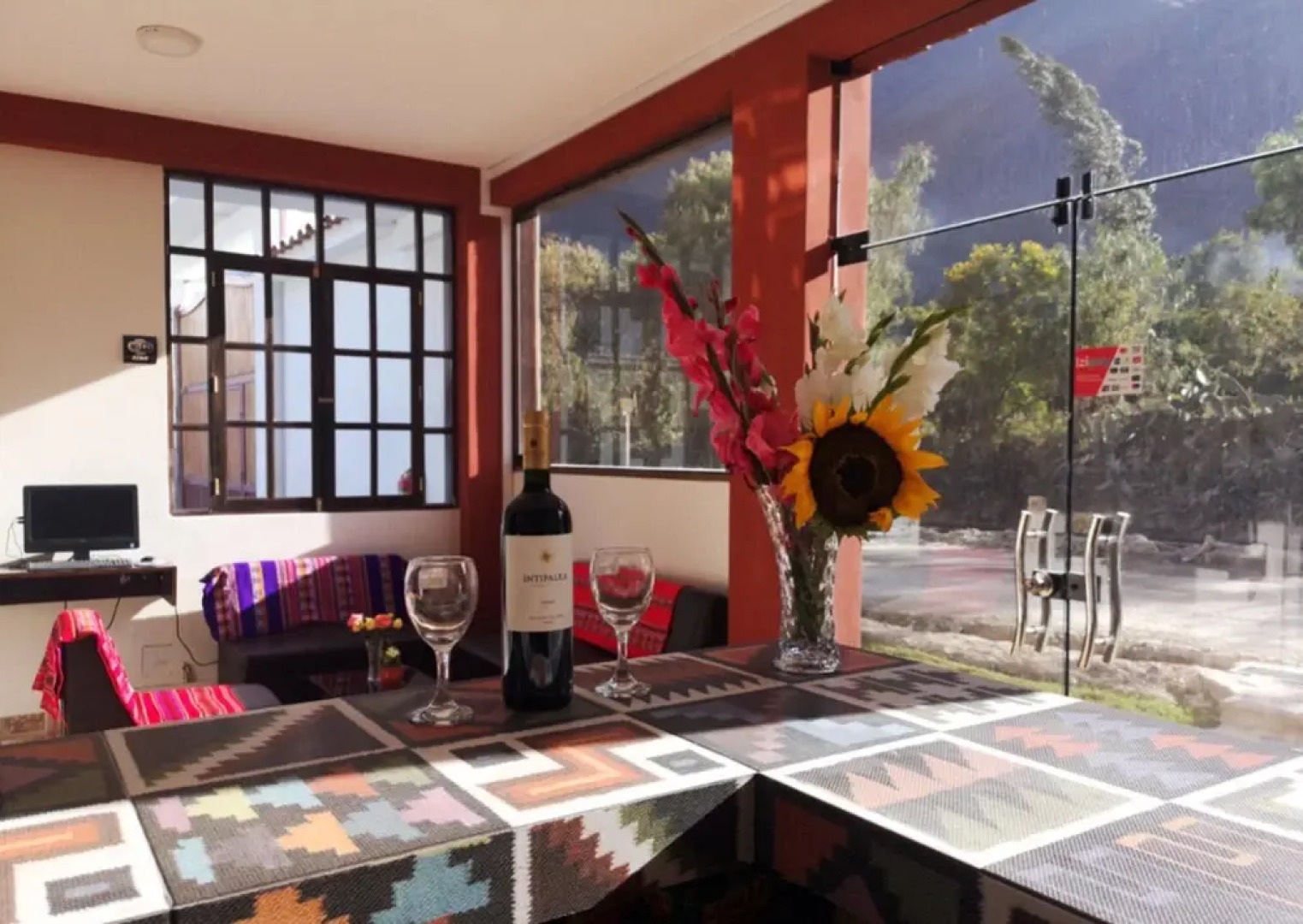 Los Wayruros de Anita Ollantaytambo