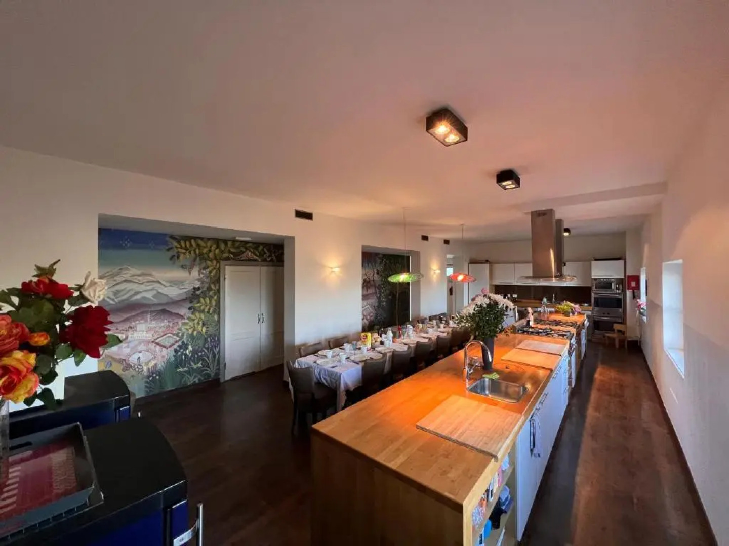 Large villa for 20 guests on large estate with private pool and tennis court Big conference room with facilities VILLAITALY EU