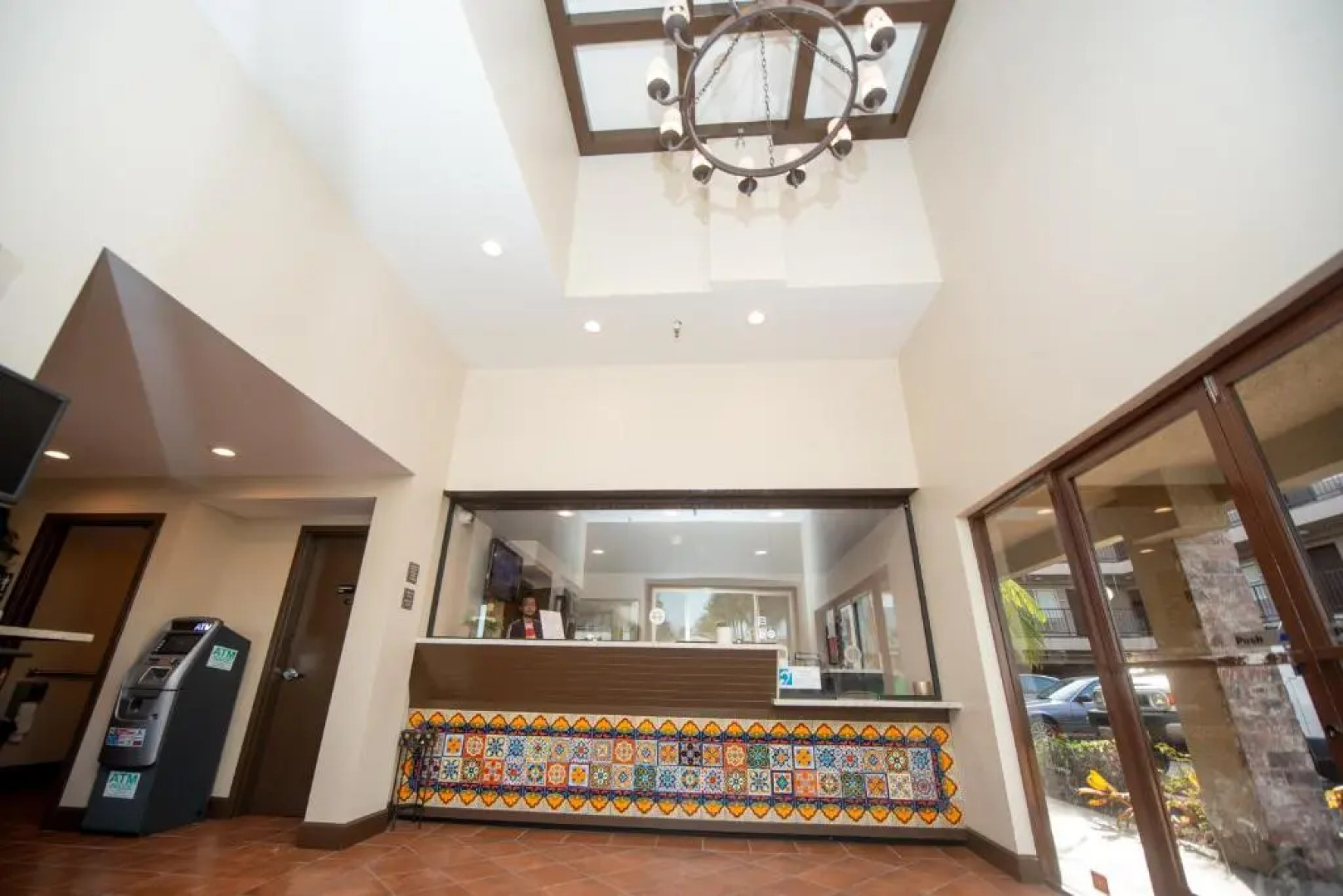 Casa Bella Inn - Huntington Park