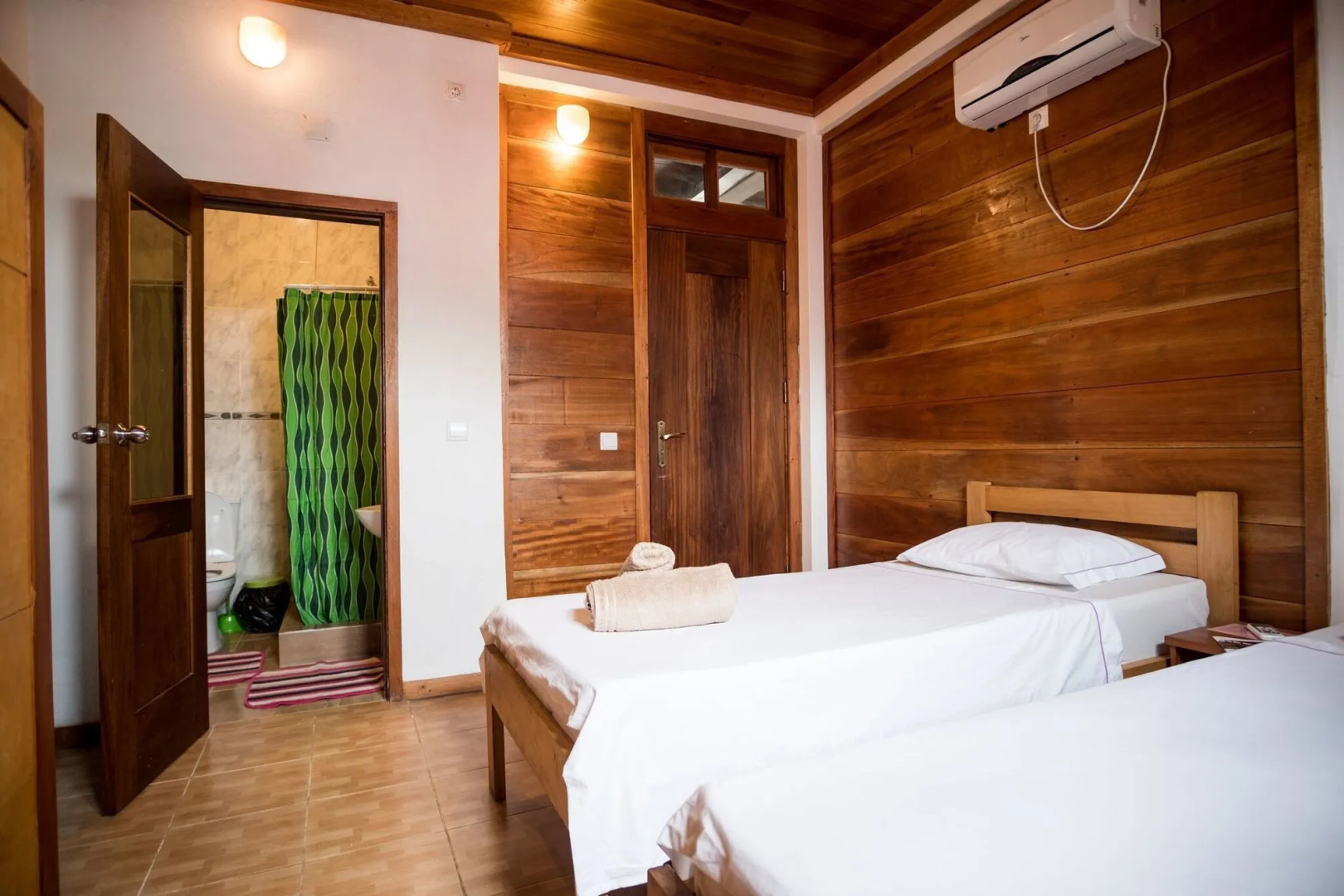 Porcelana Hotel