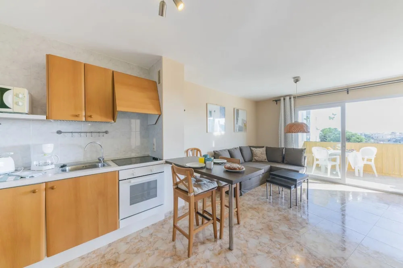 Tio Max Apartment II