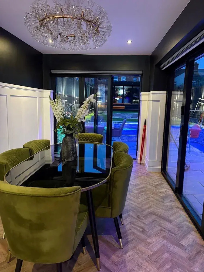 Rushden Retreat on Wellingborough Road