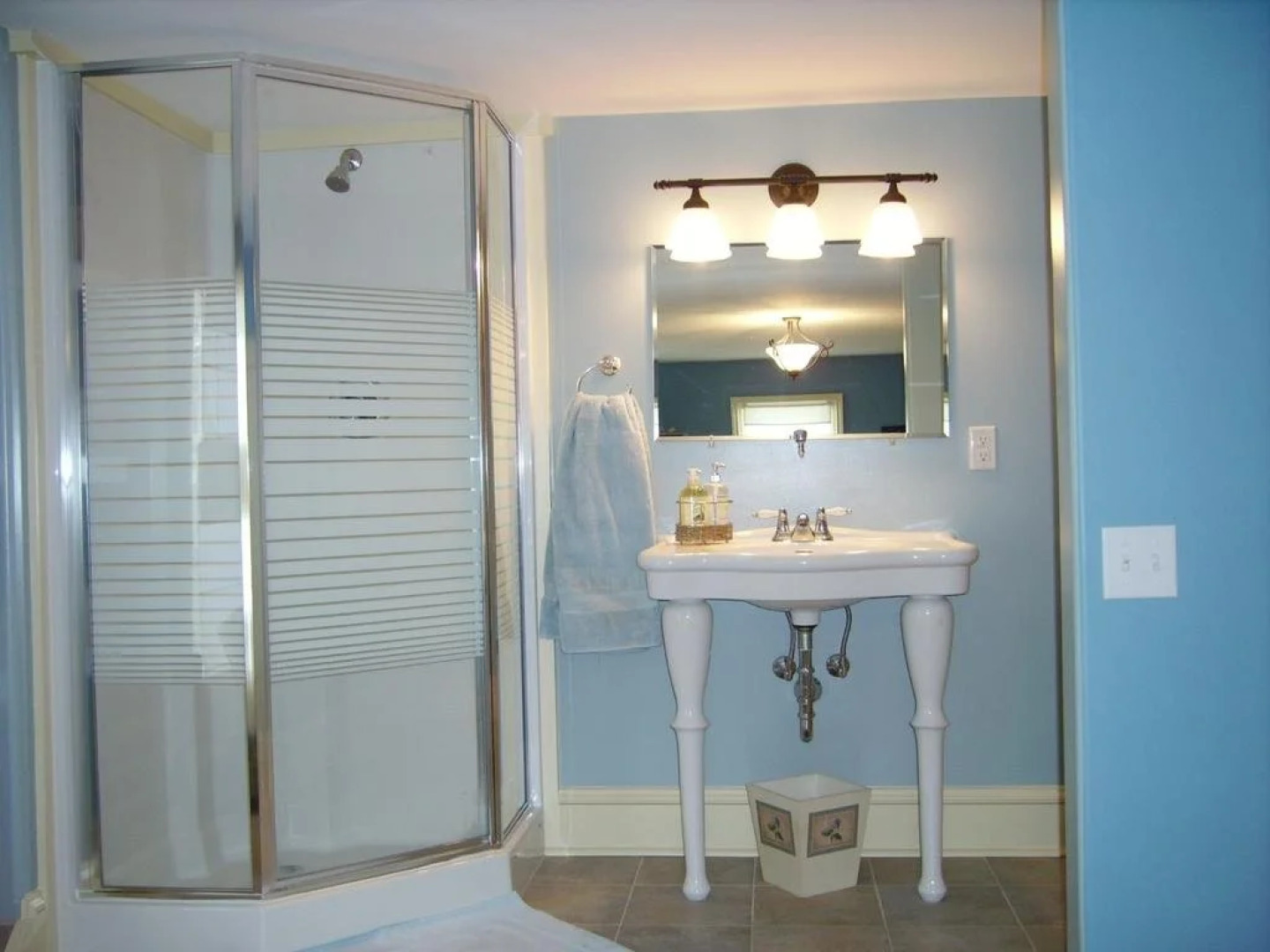 Old Riverside Lodge B & B