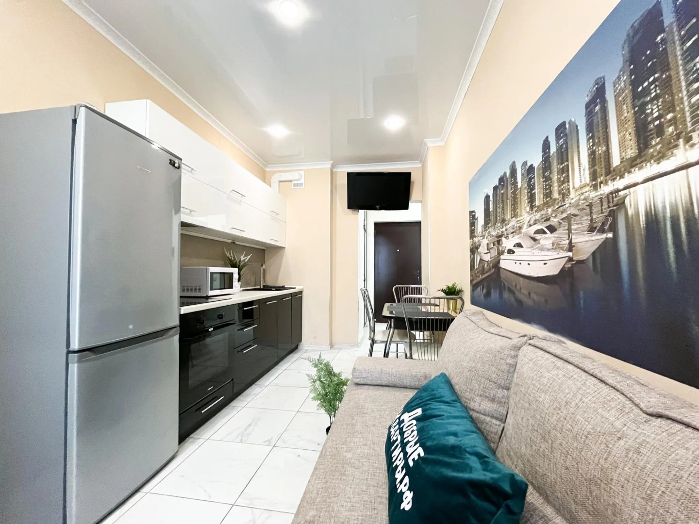 Апартаменты в переулке Гвардейский 13