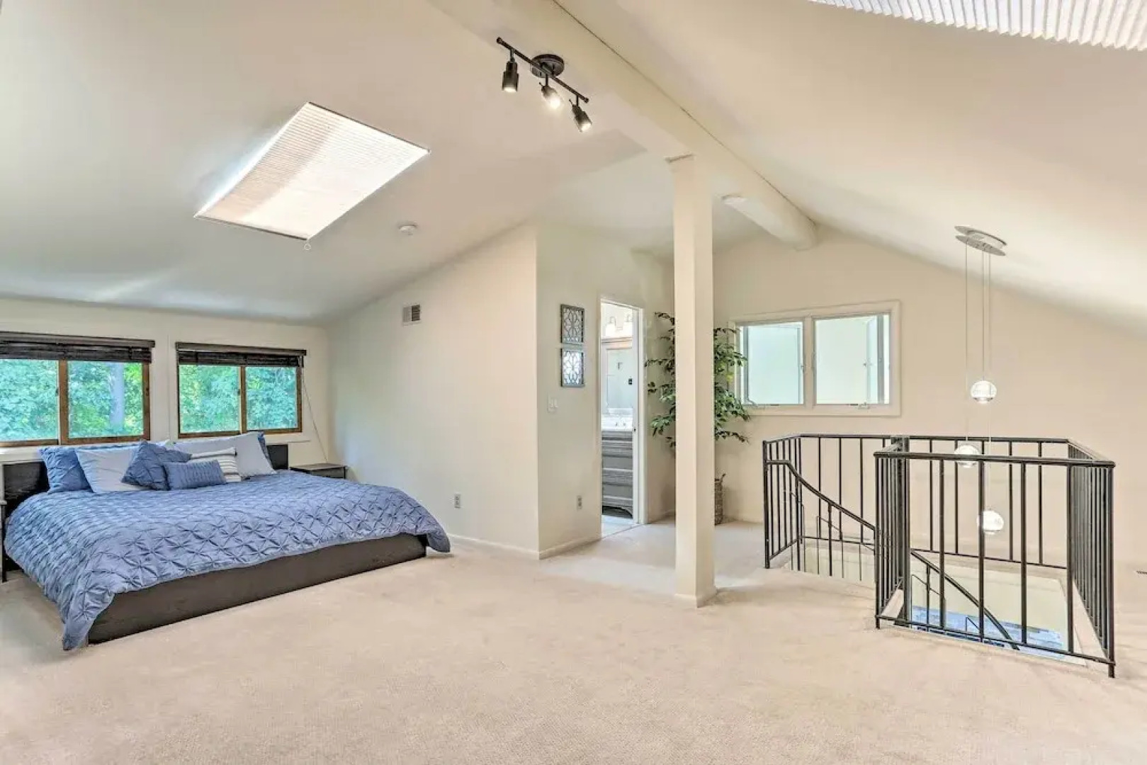 Gorgeous Vernon Township Condo w/ Balcony!