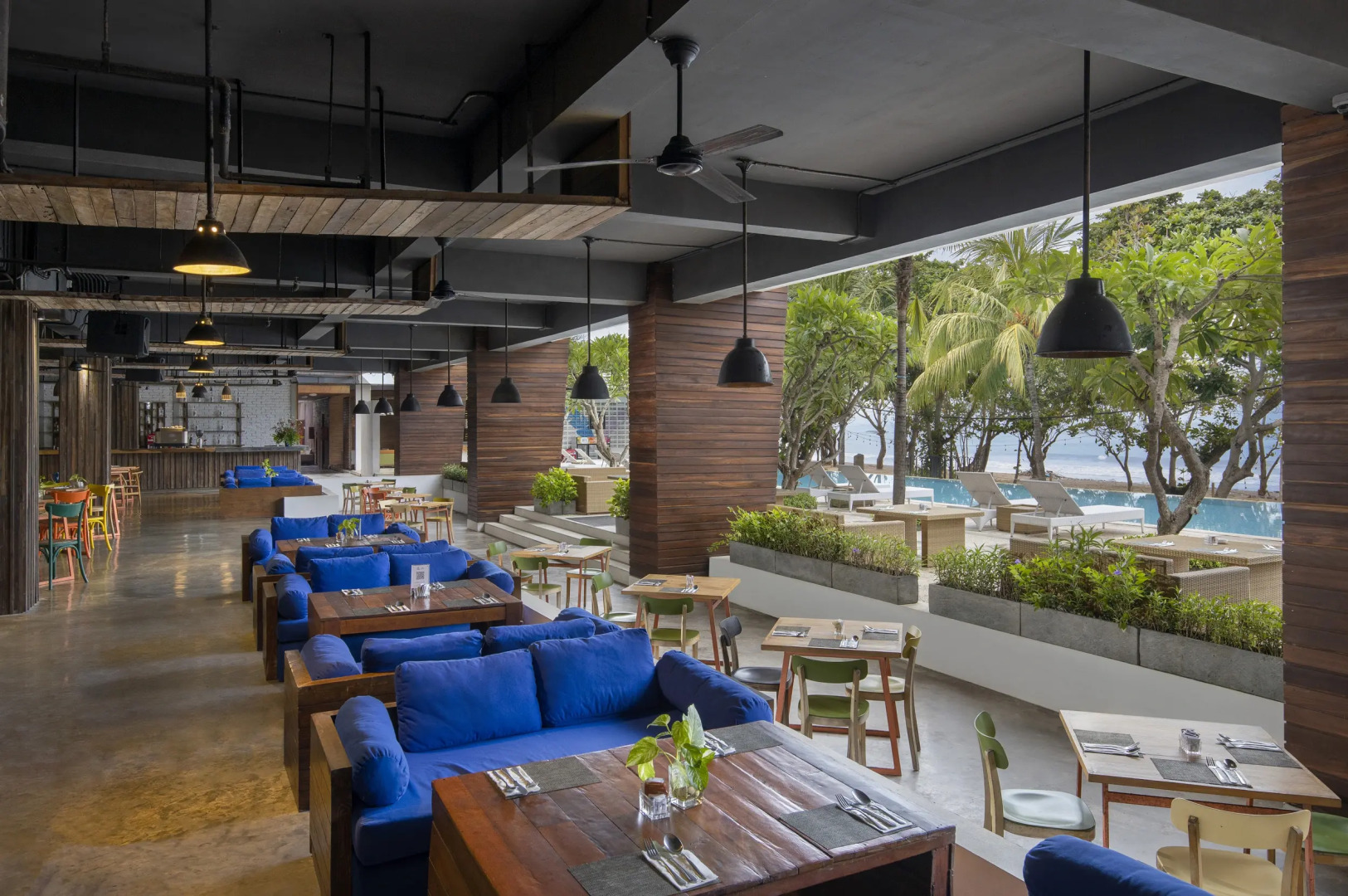 Отель Truntum Kuta