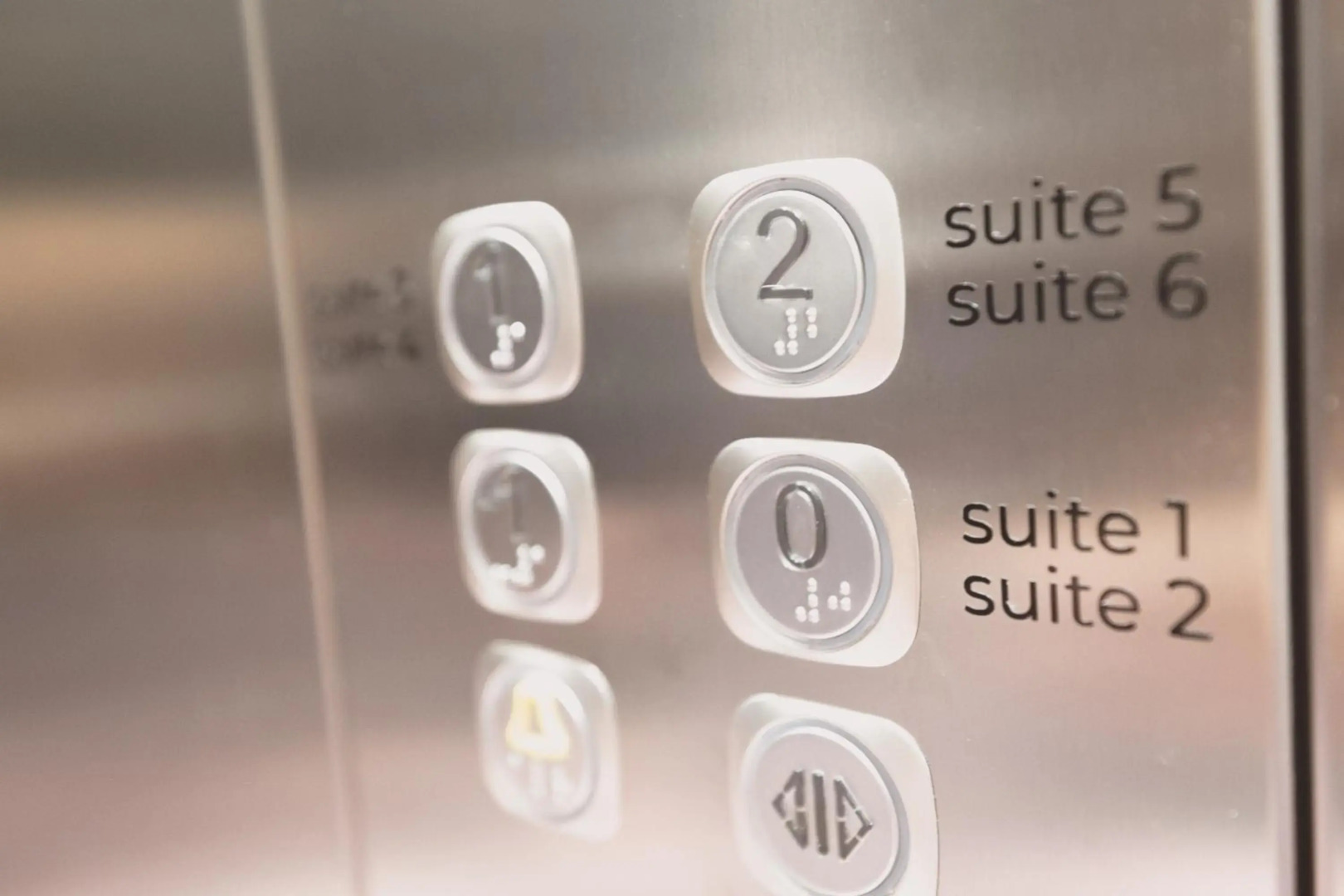 STEILLAGE - Design Moselsuiten mit Panoramablick und SPA