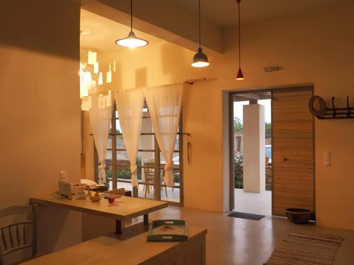 Skinammos studios,suites