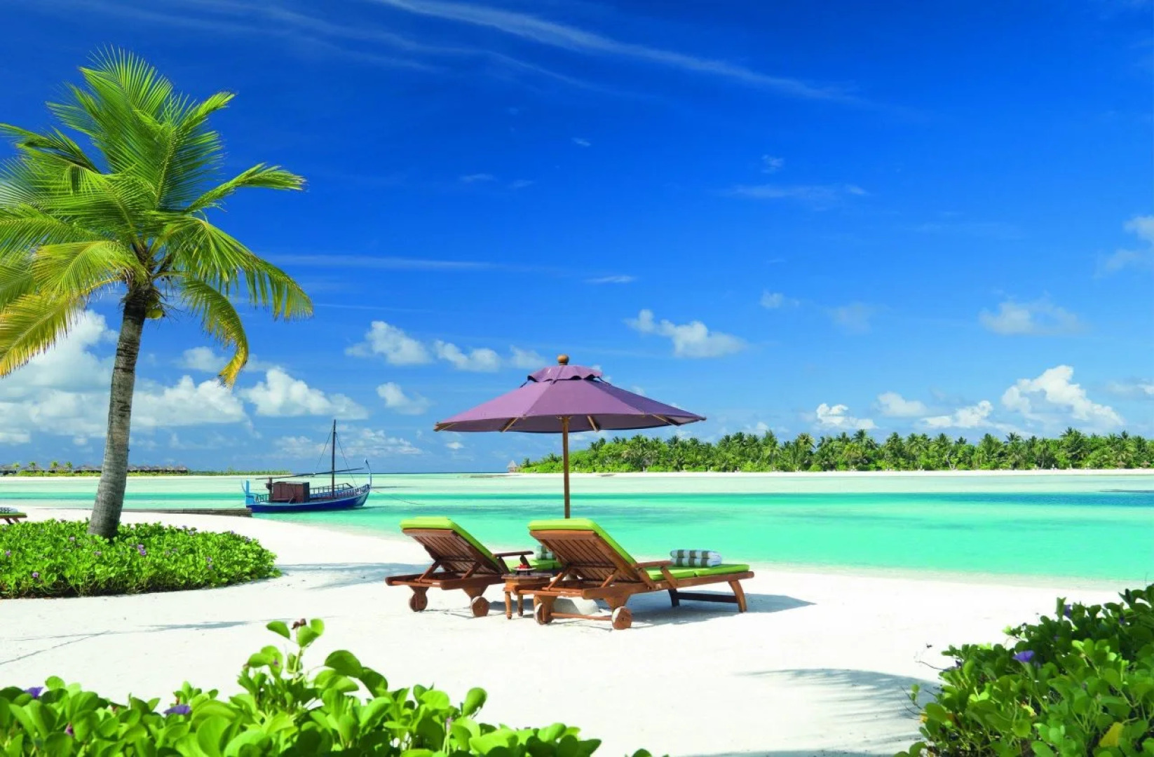 Naladhu Private Island Maldives