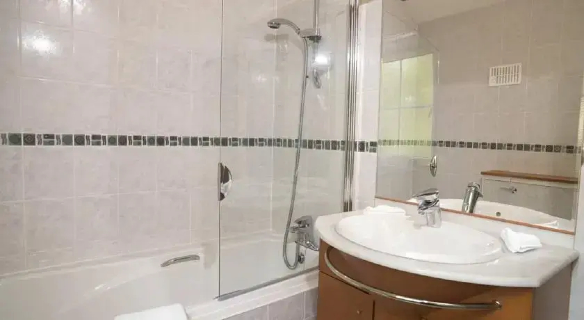 Forelands Holiday Houses