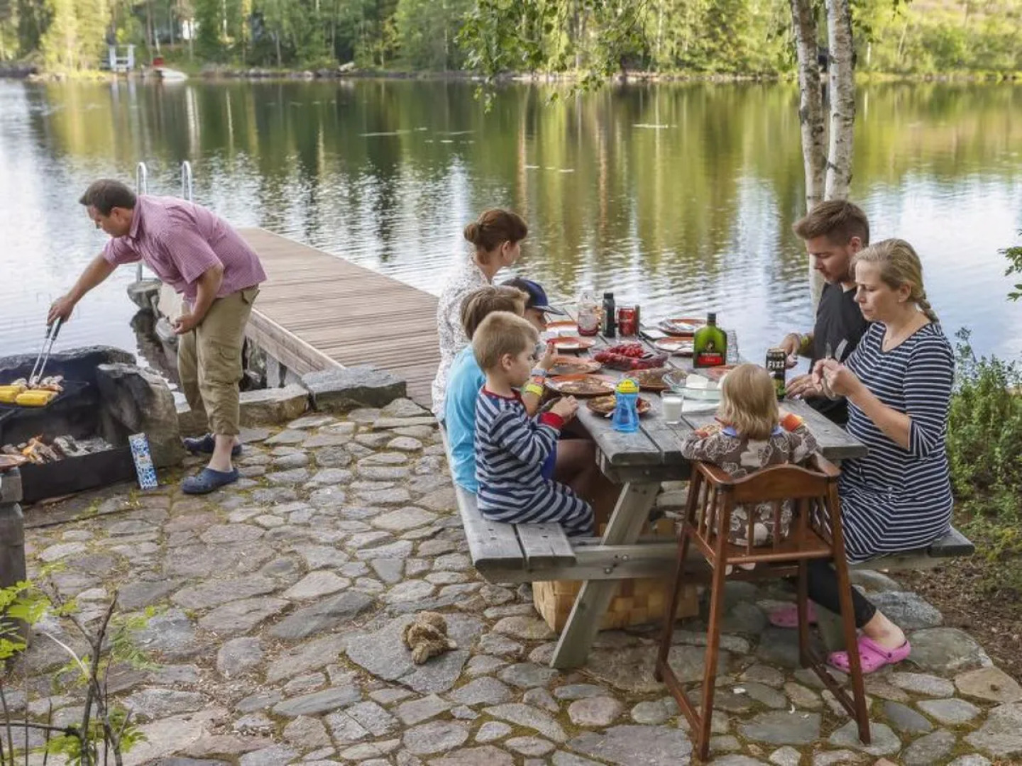 Mustalahden Makasiini